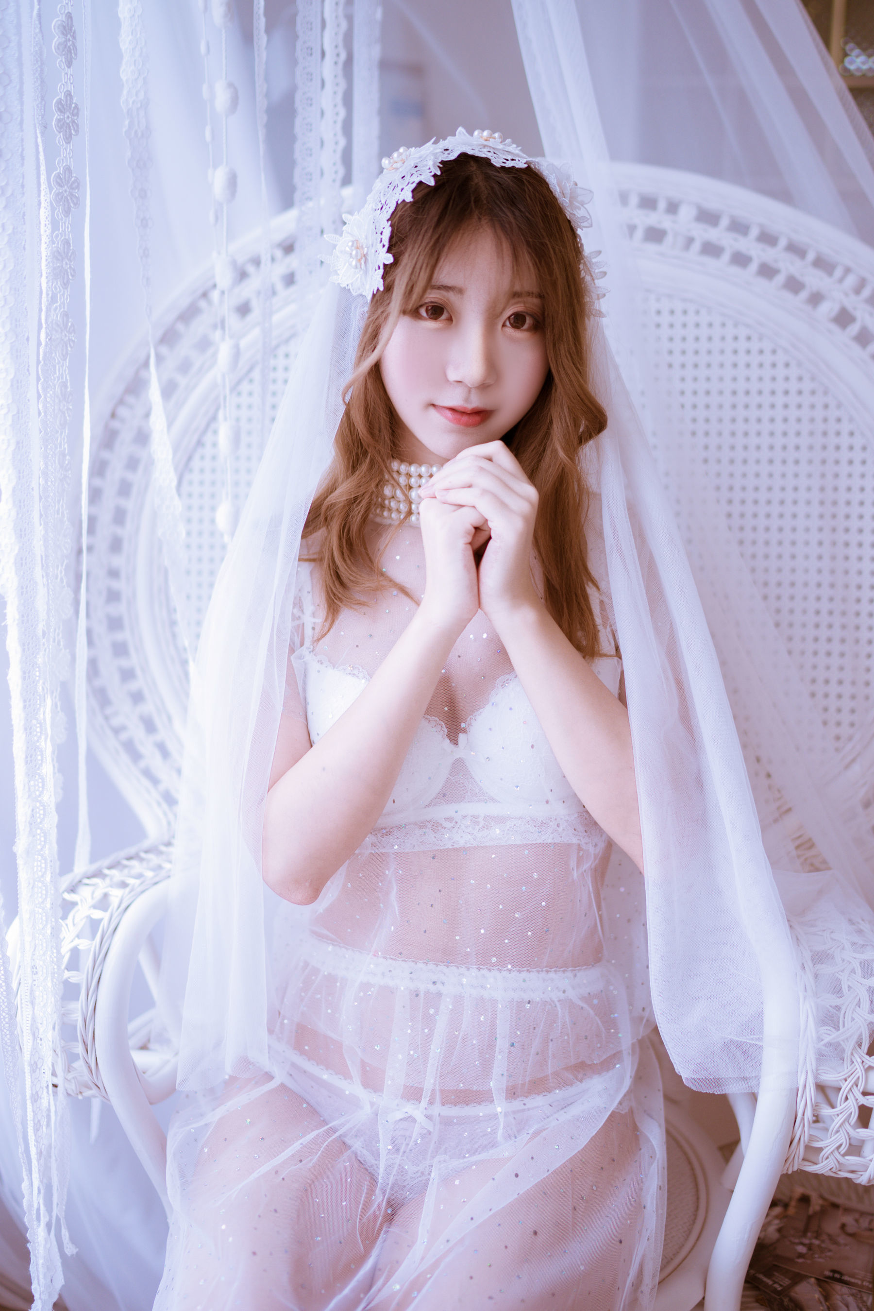 [萝莉COS] 黑川 – 年上彼女 婚纱+毛衣 Cosplay-第33张