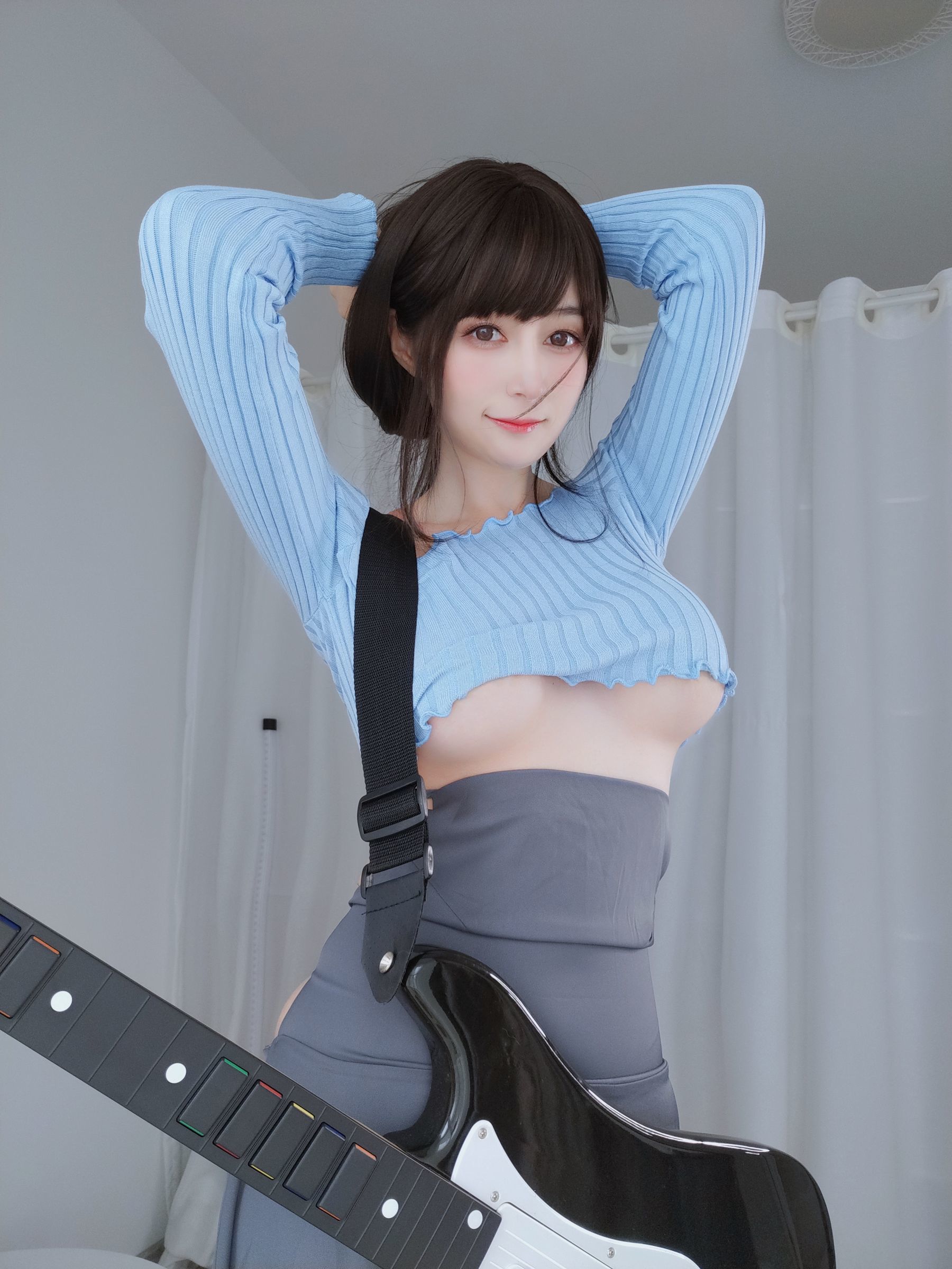 Coser小姐姐白银 – 吉他妹妹 Cosplay-第13张