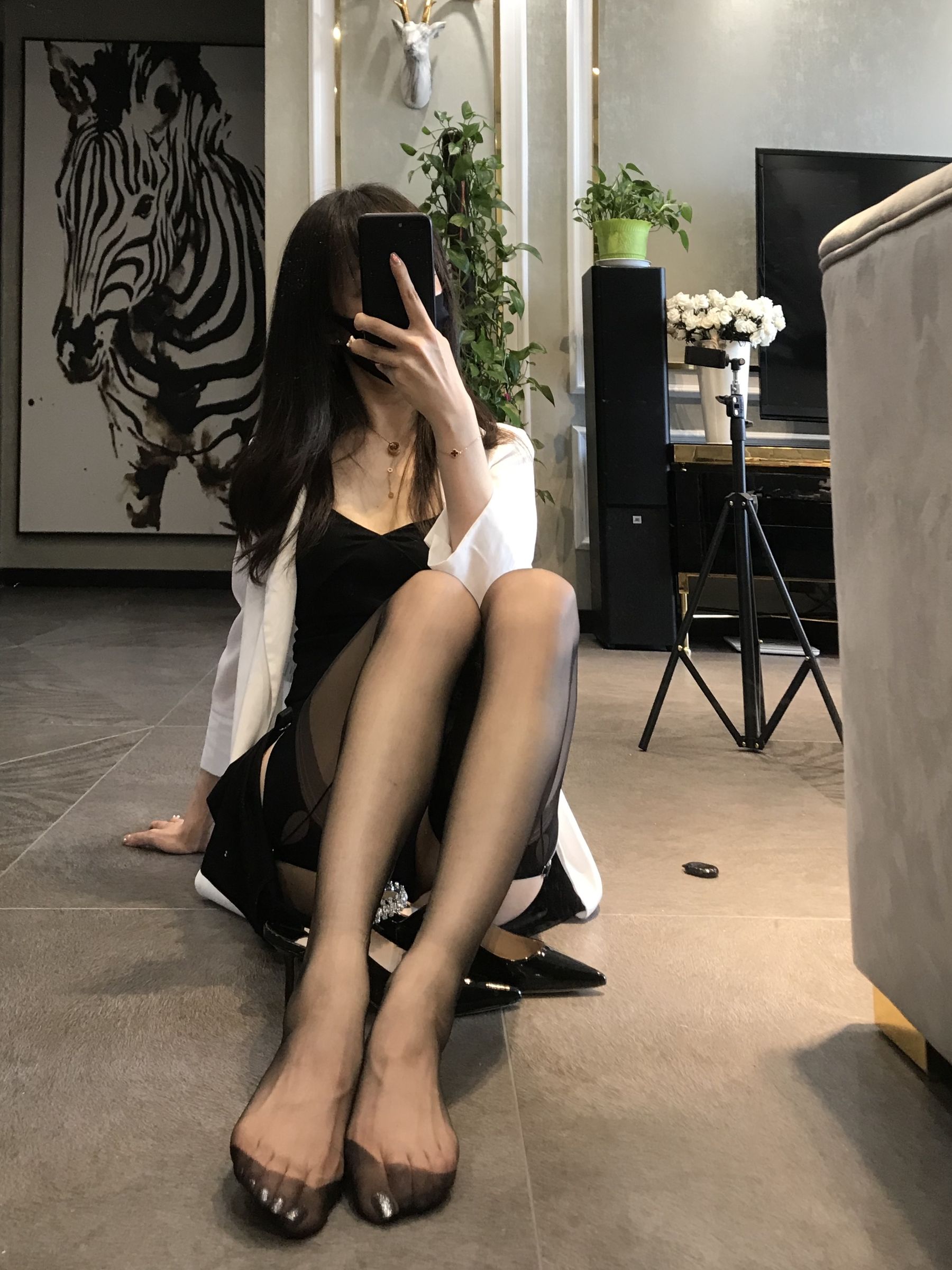 丝足博主麋鹿_Monroe 2020.07.12 黑色吊袜 Cosplay-第29张