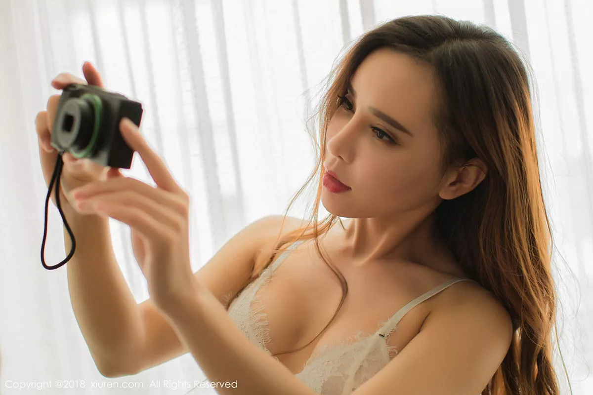[XiuRen秀人网]第1047期艾小青写真  第4张-《94零社区》