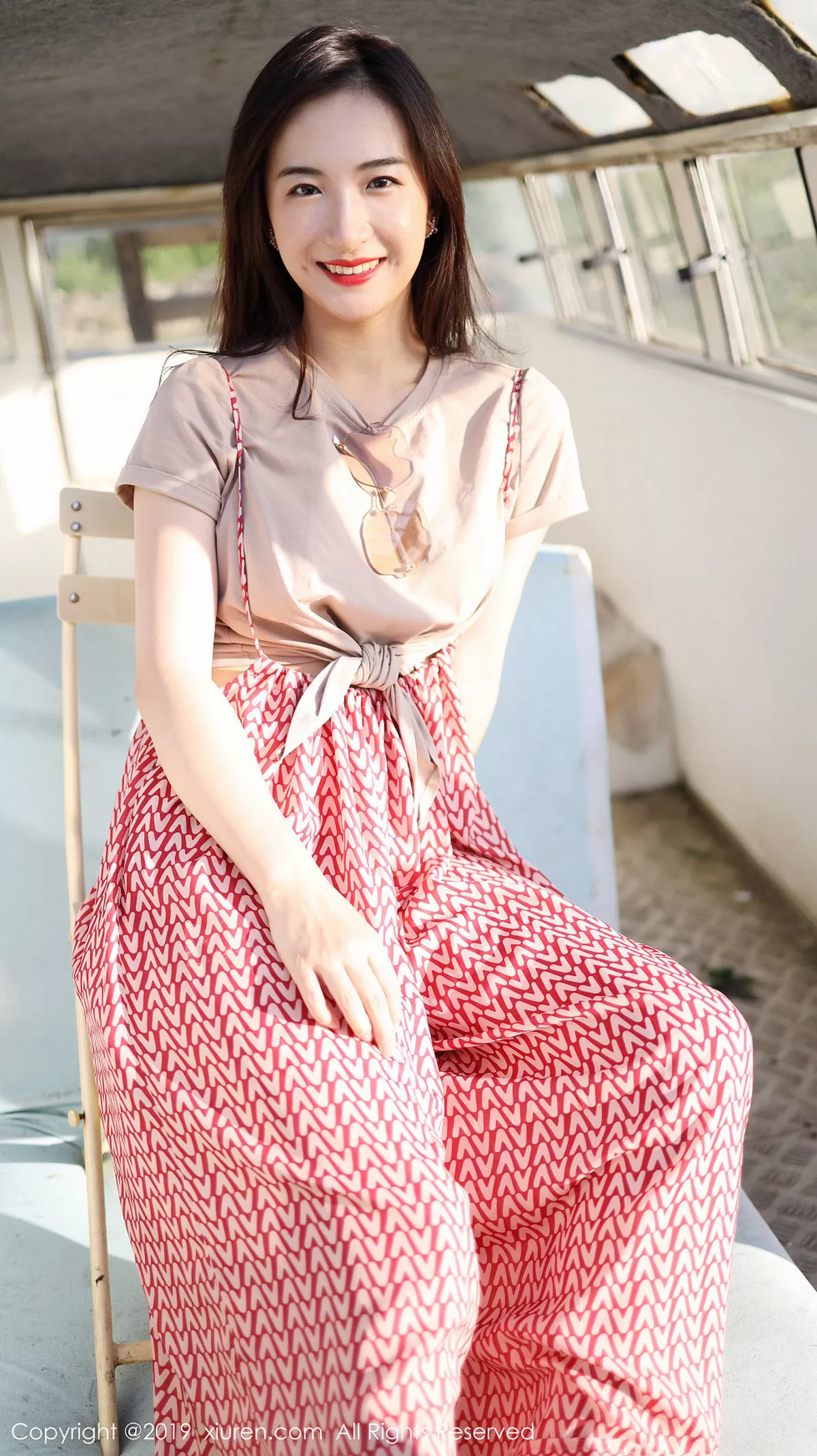 [XiuRen秀人网]第1718期艺儿拿铁写真  第10张-《94零社区》
