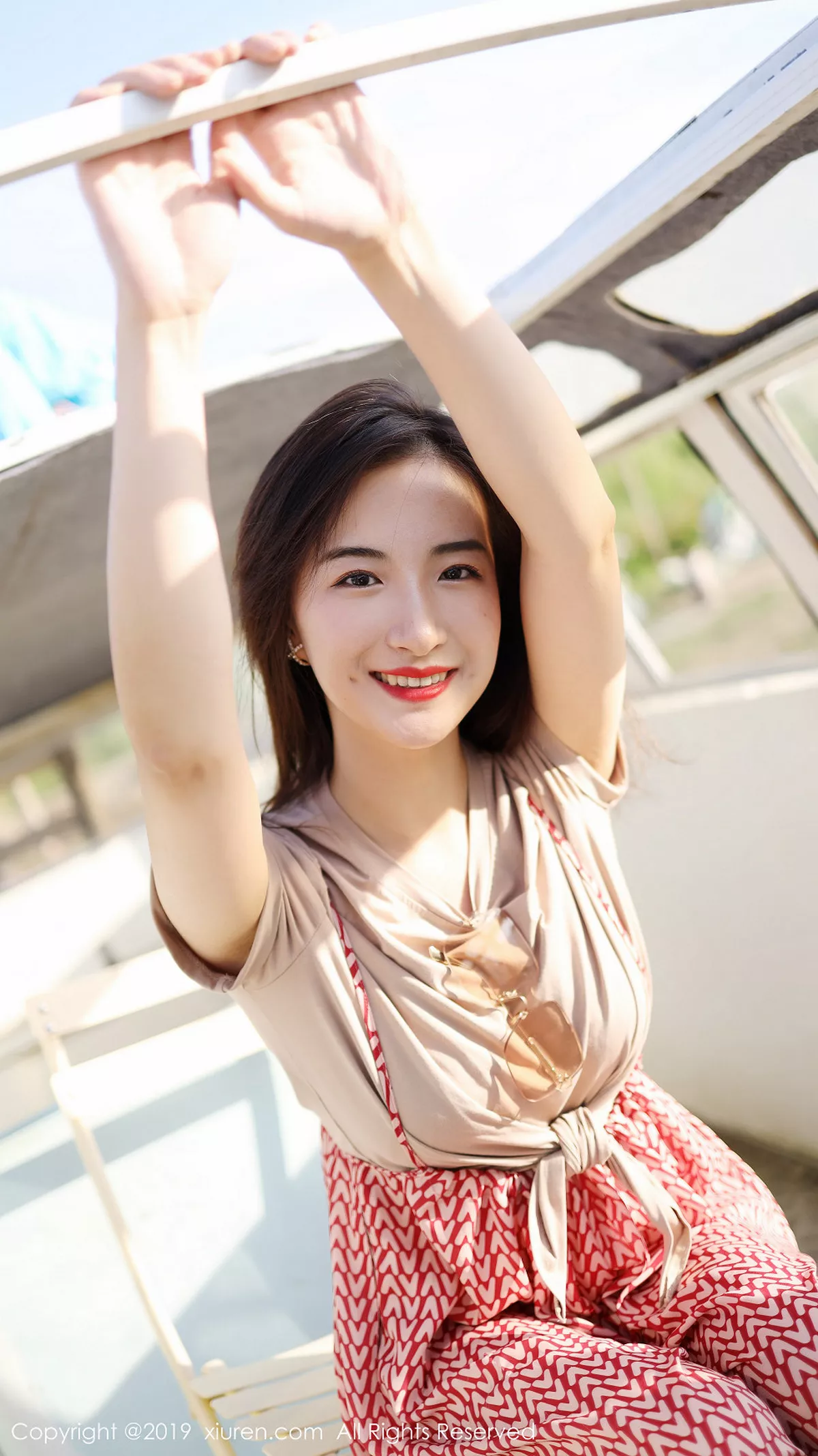 [XiuRen秀人网]第1718期艺儿拿铁写真  第14张-《94零社区》
