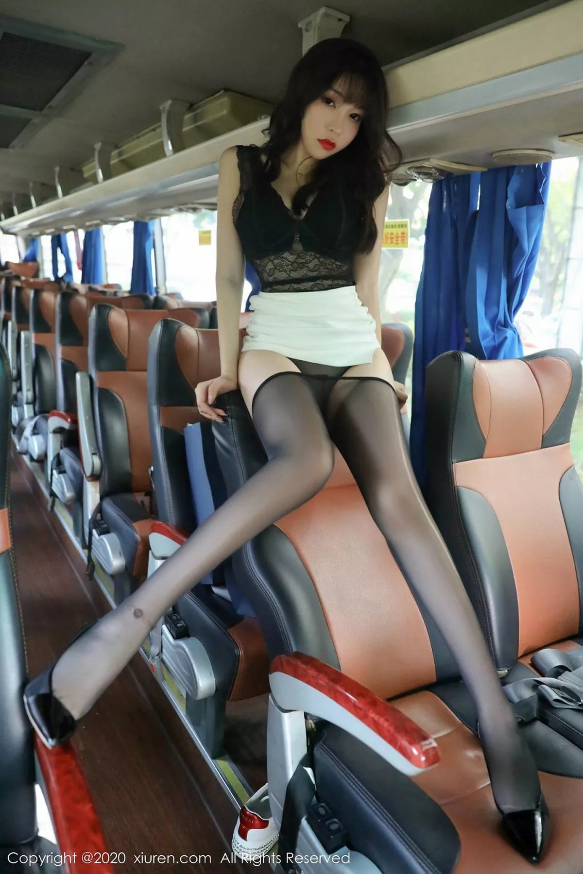 [XiuRen秀人网]第1907期芝芝Booty写真  第25张-《94零社区》