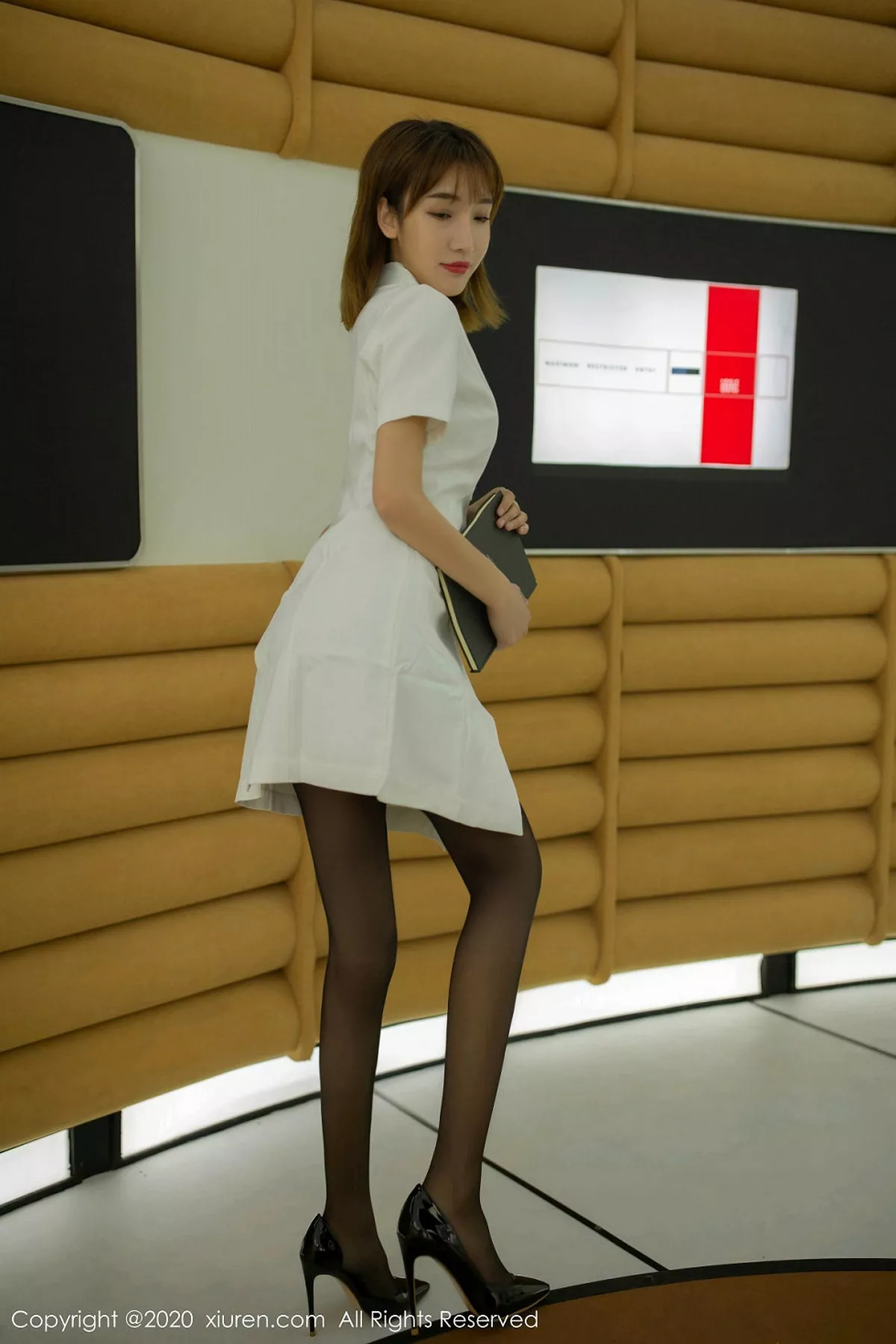 [XiuRen秀人网]第1931期陆萱萱写真  第12张-《94零社区》