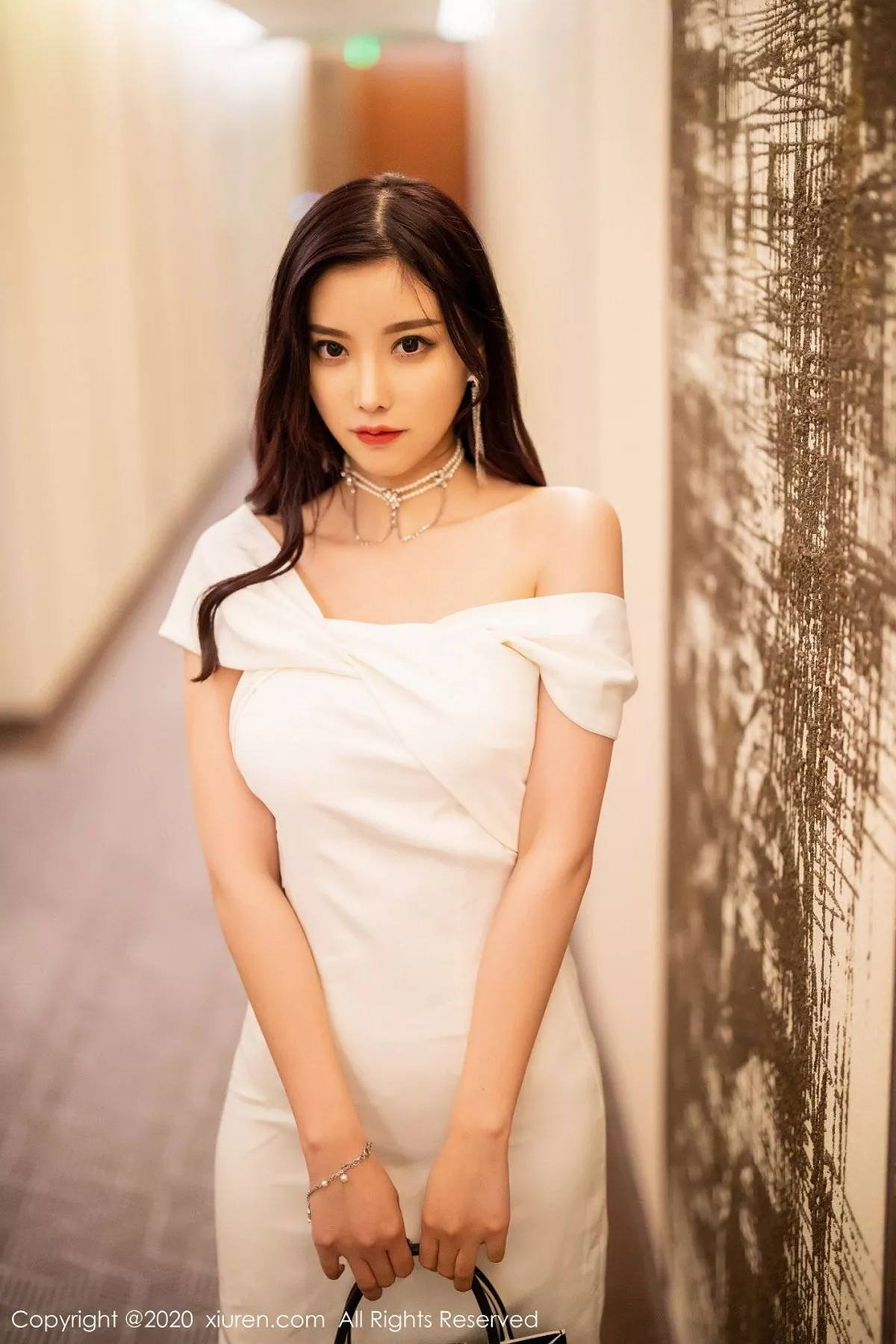 [XiuRen秀人网]第2005期杨晨晨写真  第6张-《94零社区》