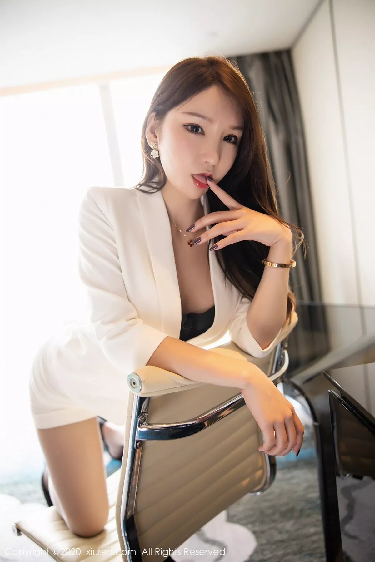 [XiuRen秀人网]第2031期周于希写真  第21张-《94零社区》