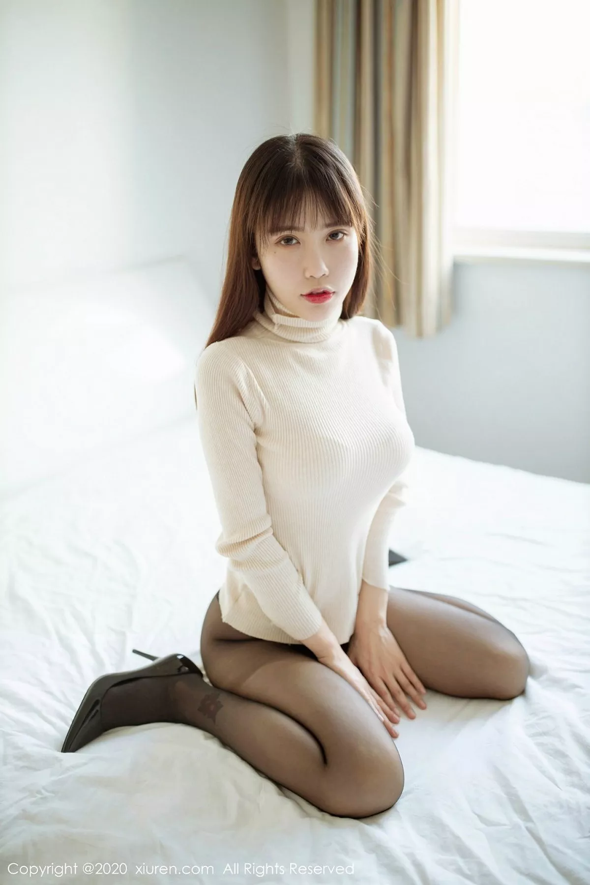 [XiuRen秀人网]第2044期悠悠酱写真  第10张-《94零社区》