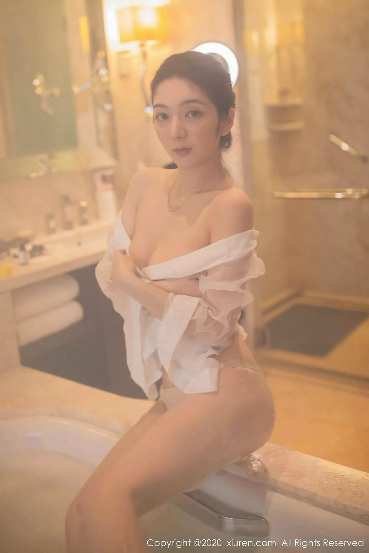 [XiuRen秀人网]第2063期小热巴写真  第7张-《94零社区》