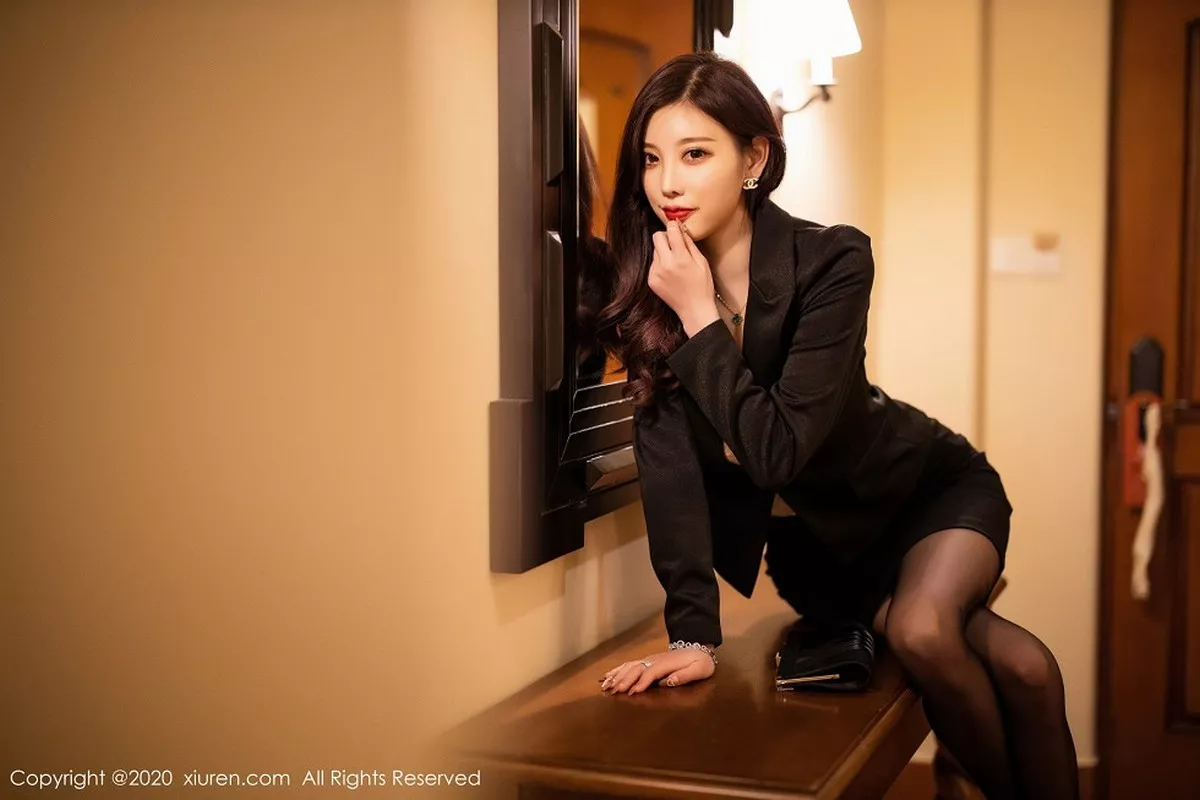 [XiuRen秀人网]第2347期杨晨晨写真  第32张-《94零社区》