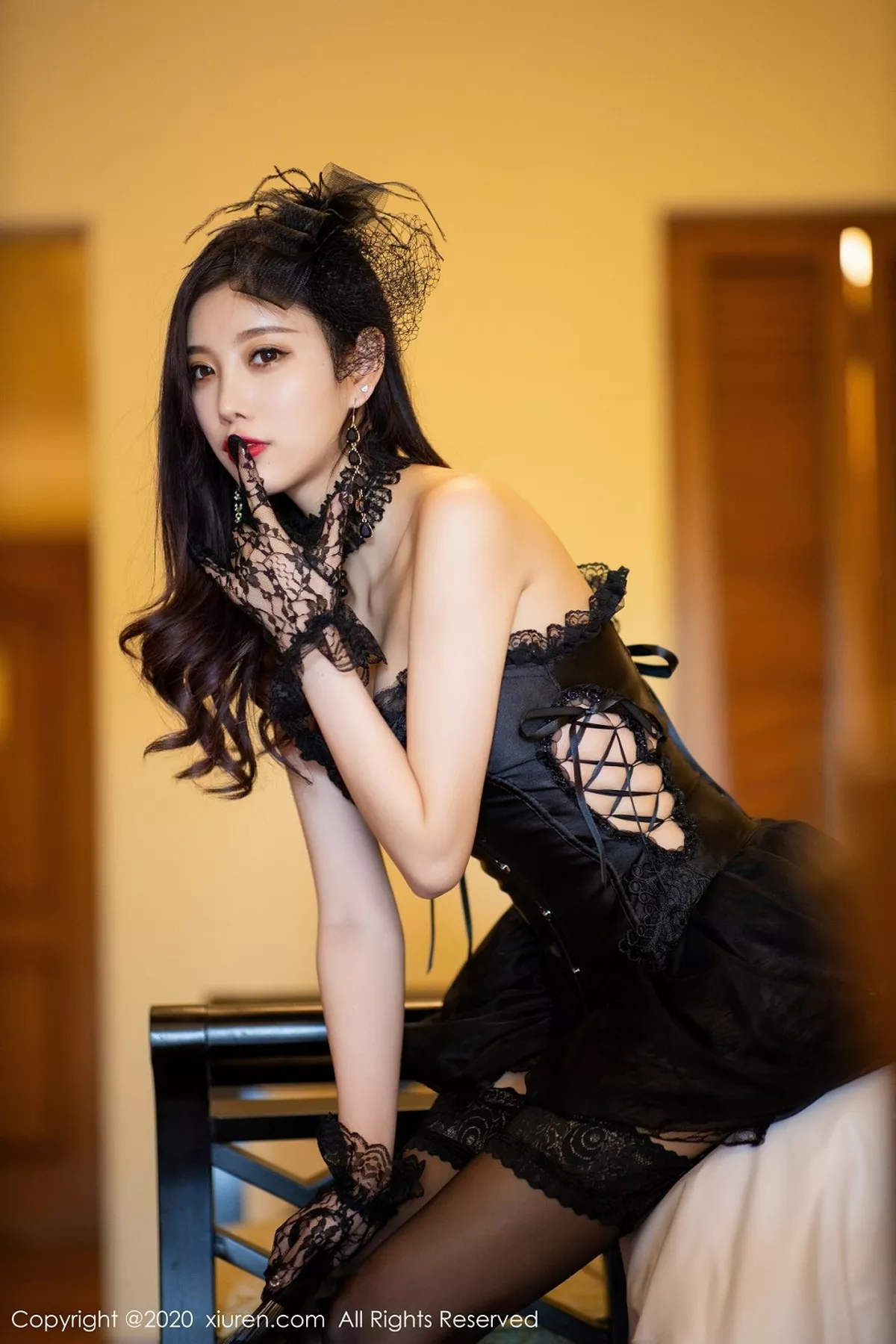 [XiuRen秀人网]第2400期杨晨晨写真  第12张-《94零社区》