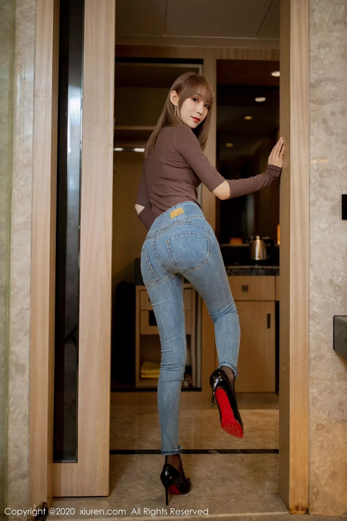 [XiuRen秀人网]第2443期周慕汐写真  第5张-《94零社区》