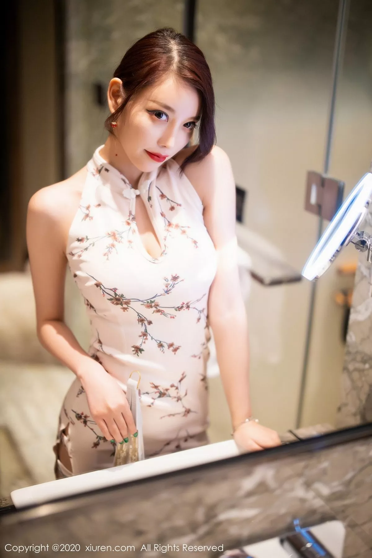 [XiuRen秀人网]第2487期杨晨晨写真  第4张-《94零社区》