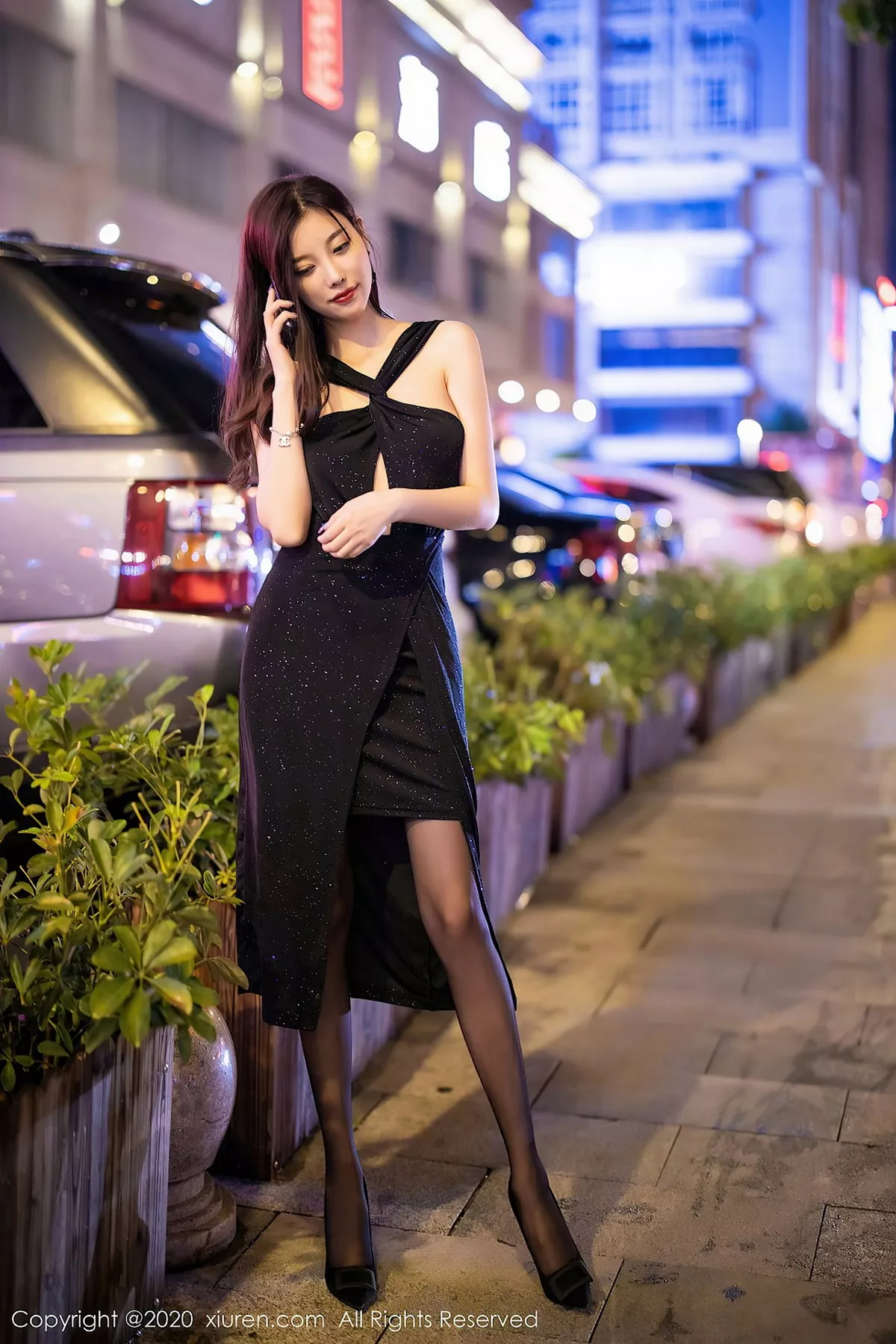 [XiuRen秀人网]第2616期杨晨晨写真  第2张-《94零社区》