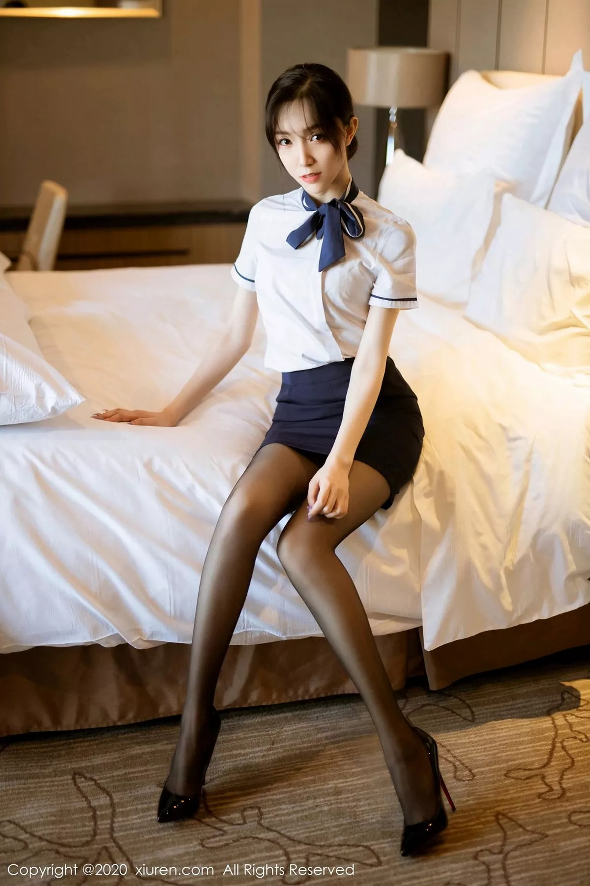 [XiuRen秀人网]第2735期九千柒柒写真  第8张-《94零社区》