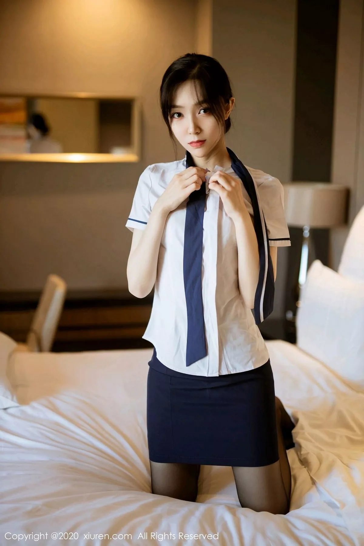 [XiuRen秀人网]第2735期九千柒柒写真  第26张-《94零社区》