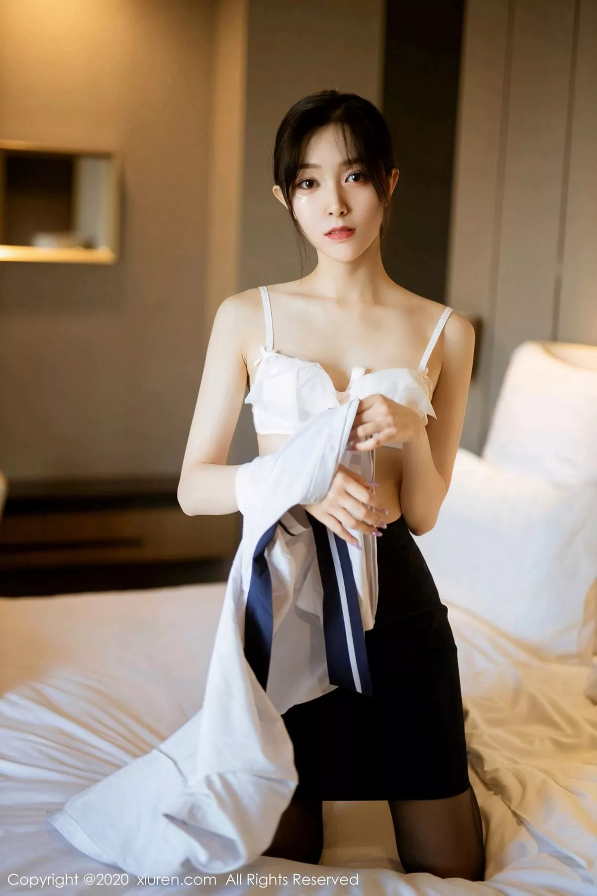 [XiuRen秀人网]第2735期九千柒柒写真  第30张-《94零社区》