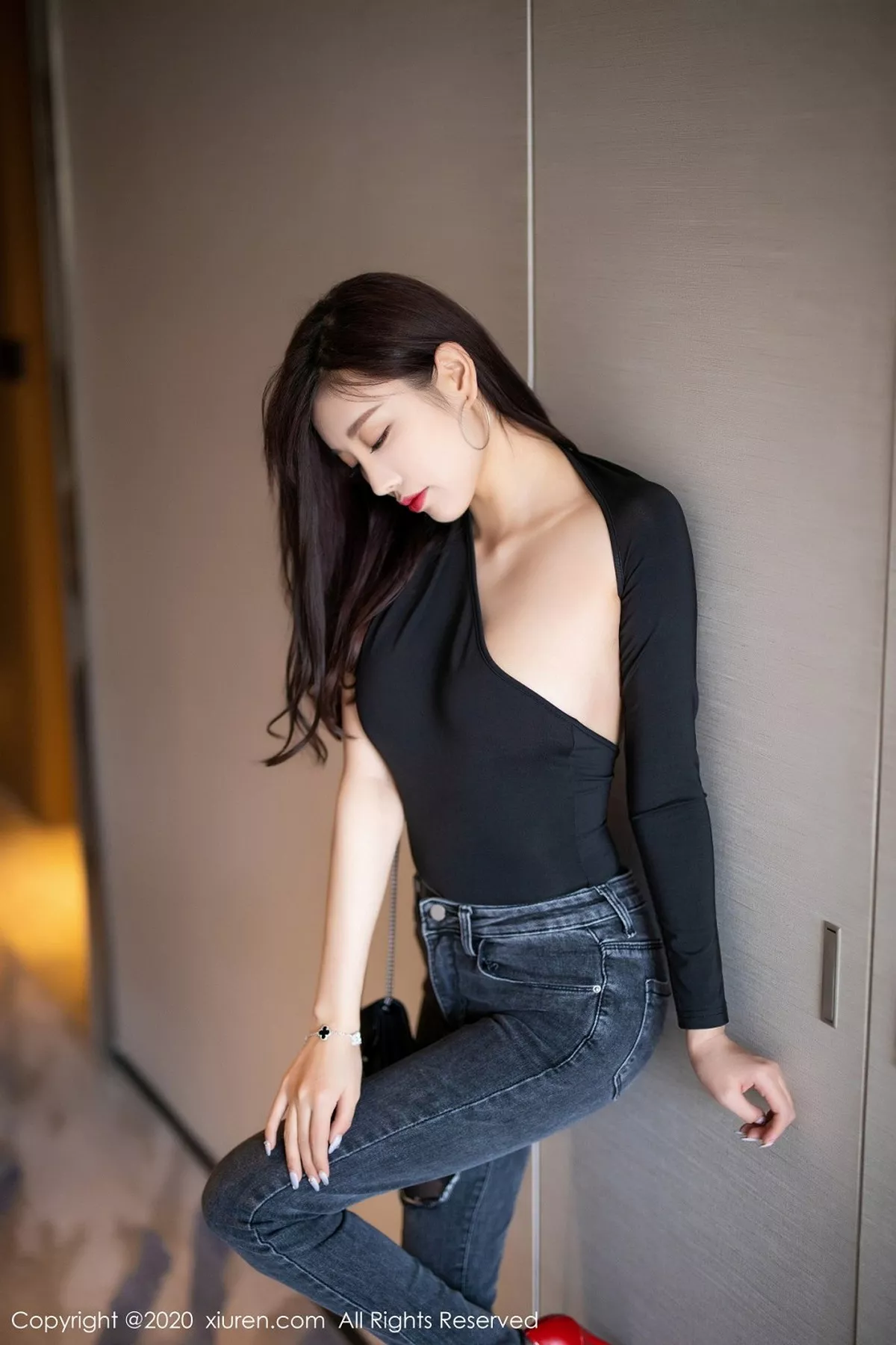 [XiuRen秀人网]第2841期杨晨晨写真  第9张-《94零社区》