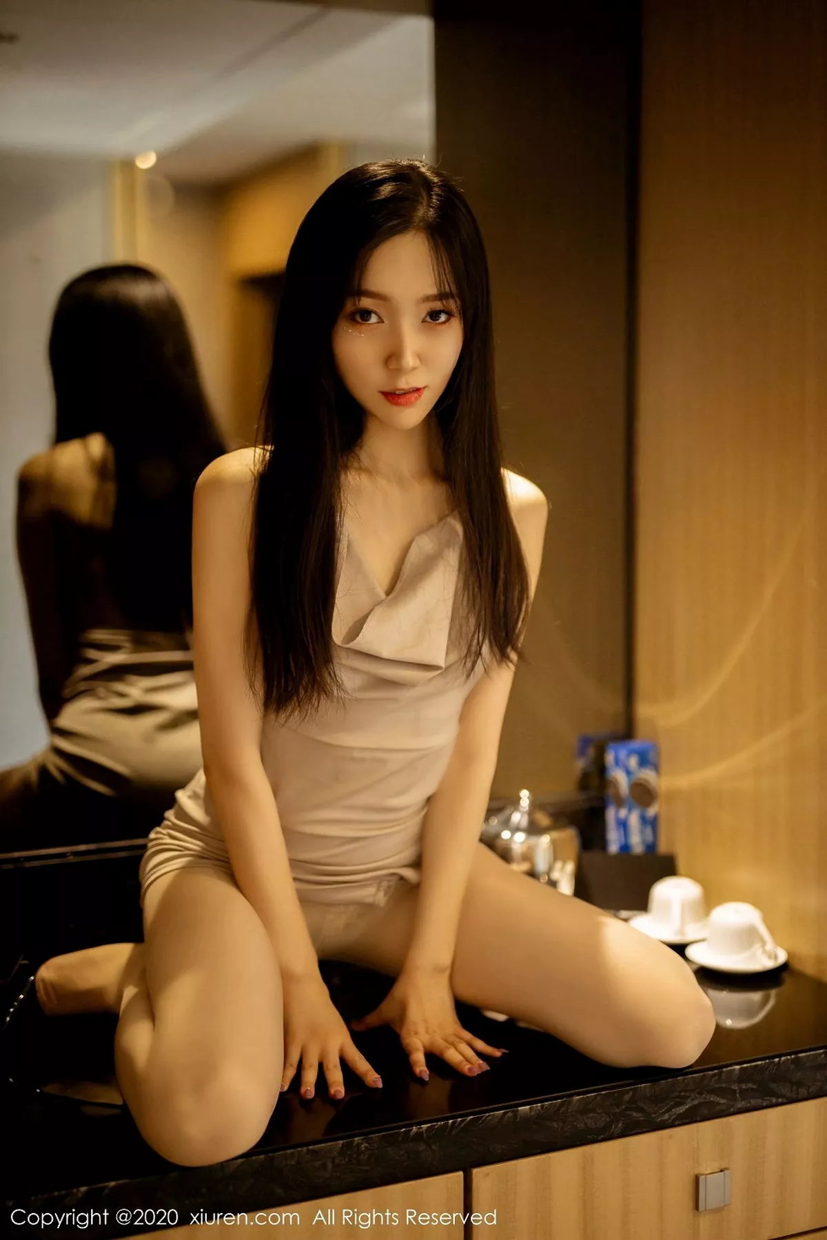 [XiuRen秀人网]第2764期九千柒柒写真  第25张-《94零社区》