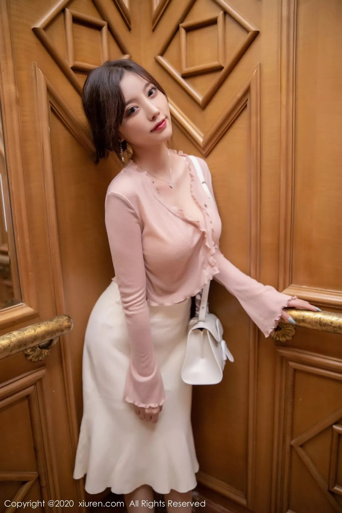 [XiuRen秀人网]第2905期杨晨晨写真  第20张-《94零社区》