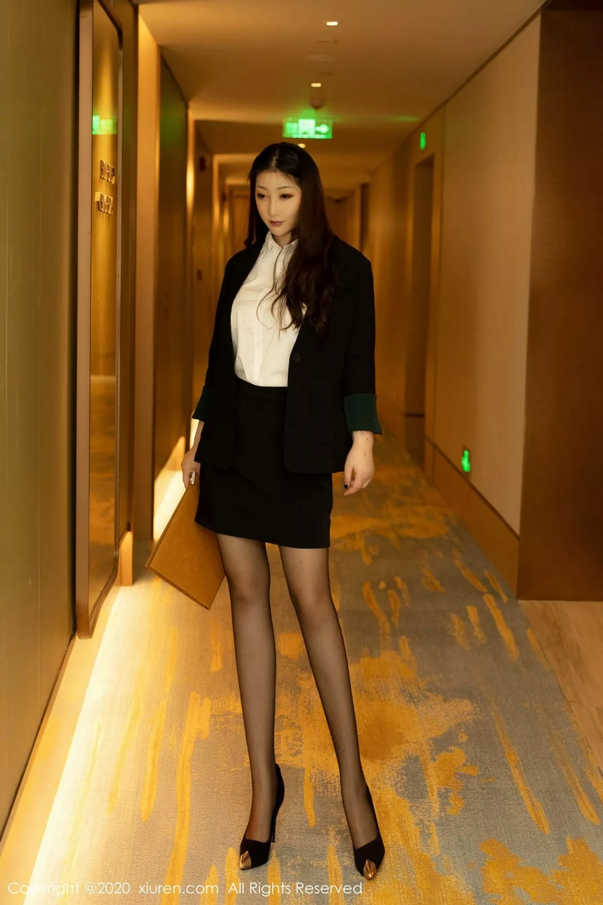 [XiuRen秀人网]第2937期妲己写真  第3张-《94零社区》