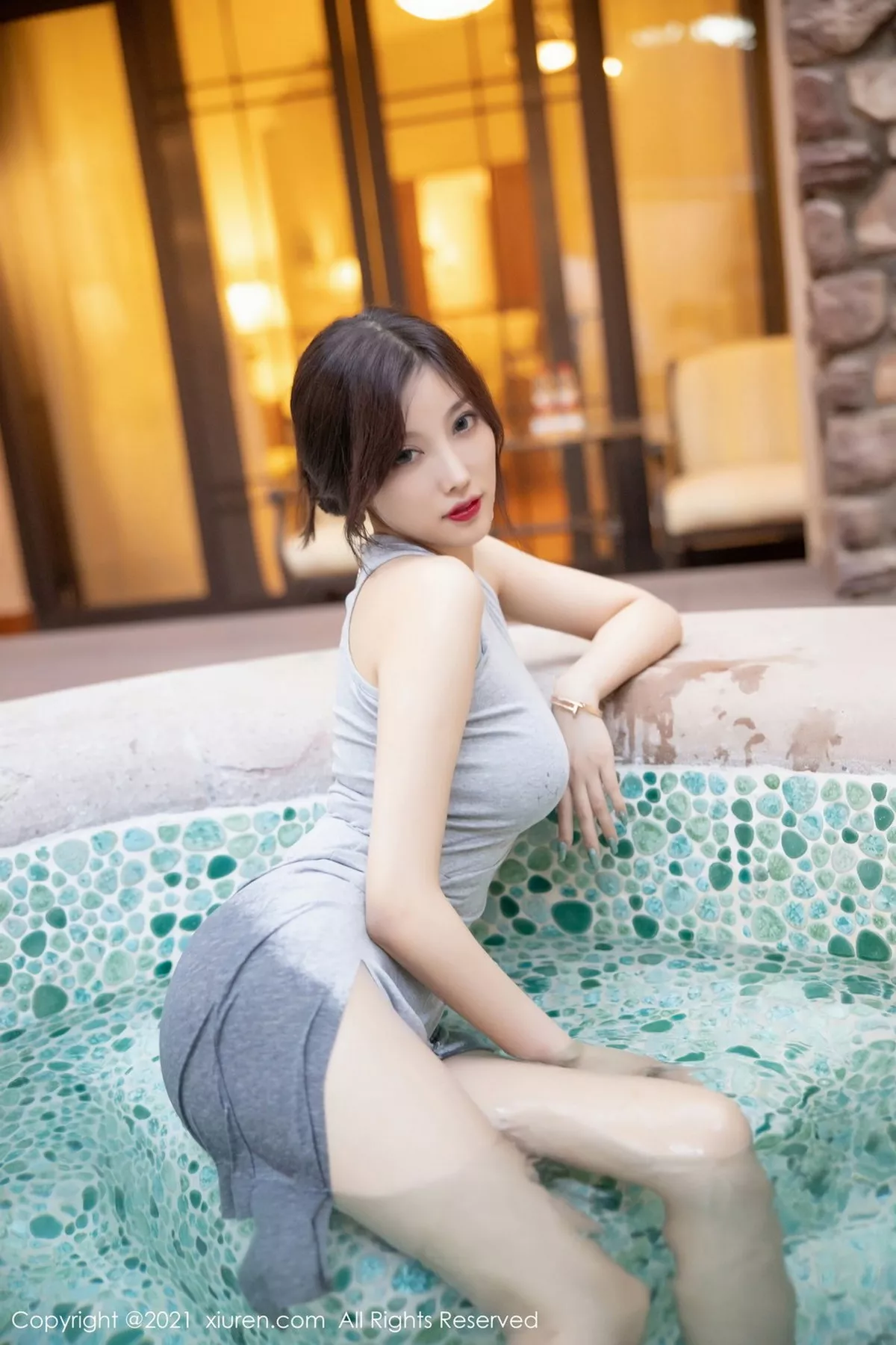 [XiuRen秀人网]第3022期杨晨晨写真  第21张-《94零社区》