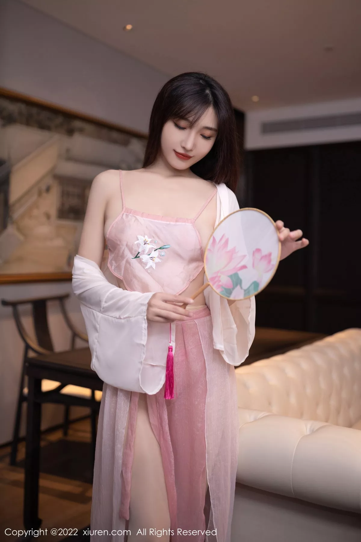 [XiuRen秀人网]第5666期陆萱萱写真  第5张-《94零社区》