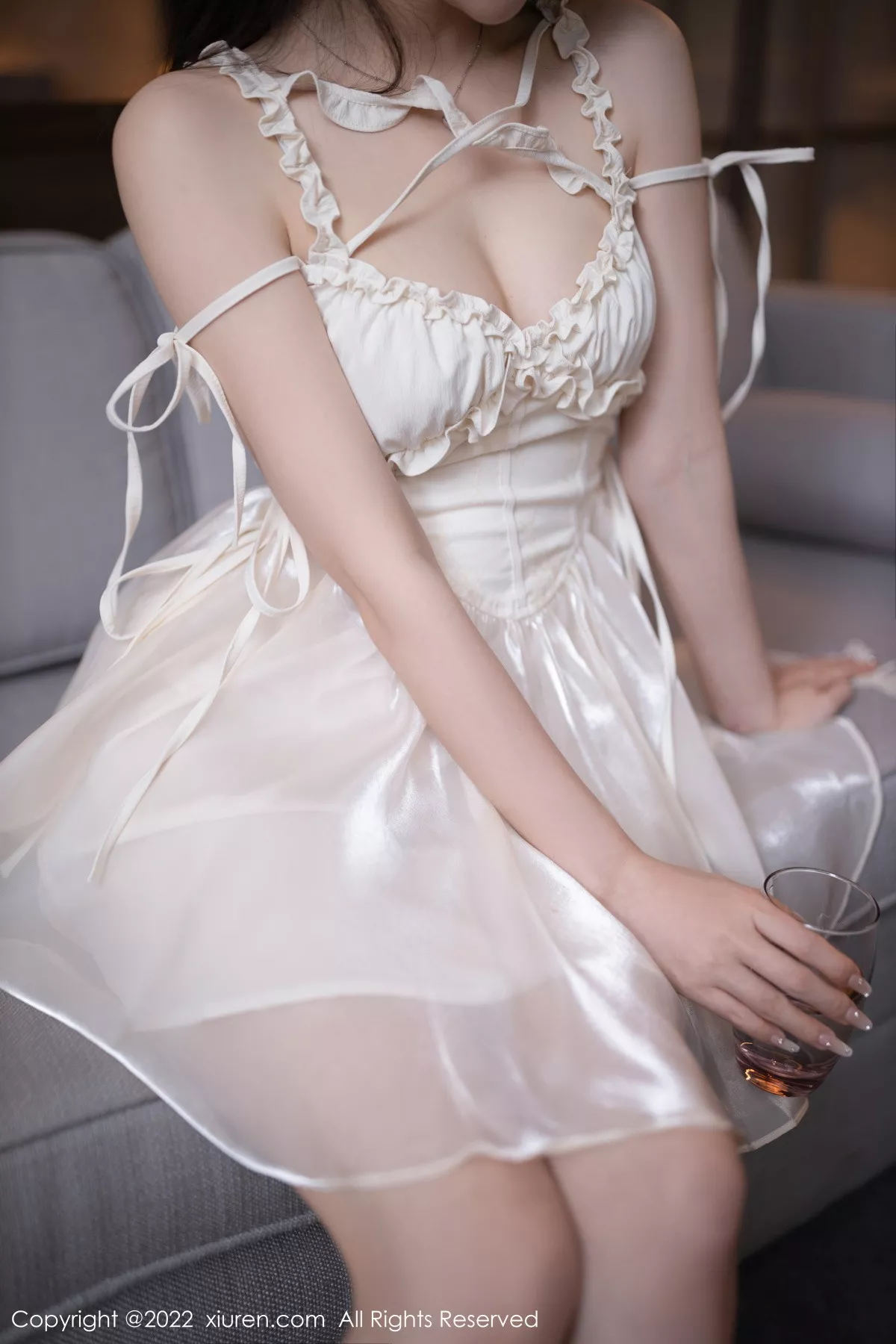 [XiuRen秀人网]第5776期鱼子酱写真  第7张-《94零社区》