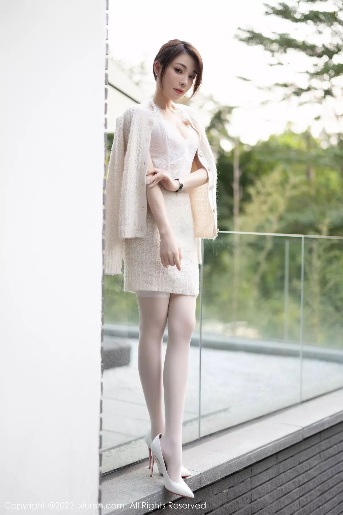 [XiuRen秀人网]第5880期徐莉芝写真  第2张-《94零社区》