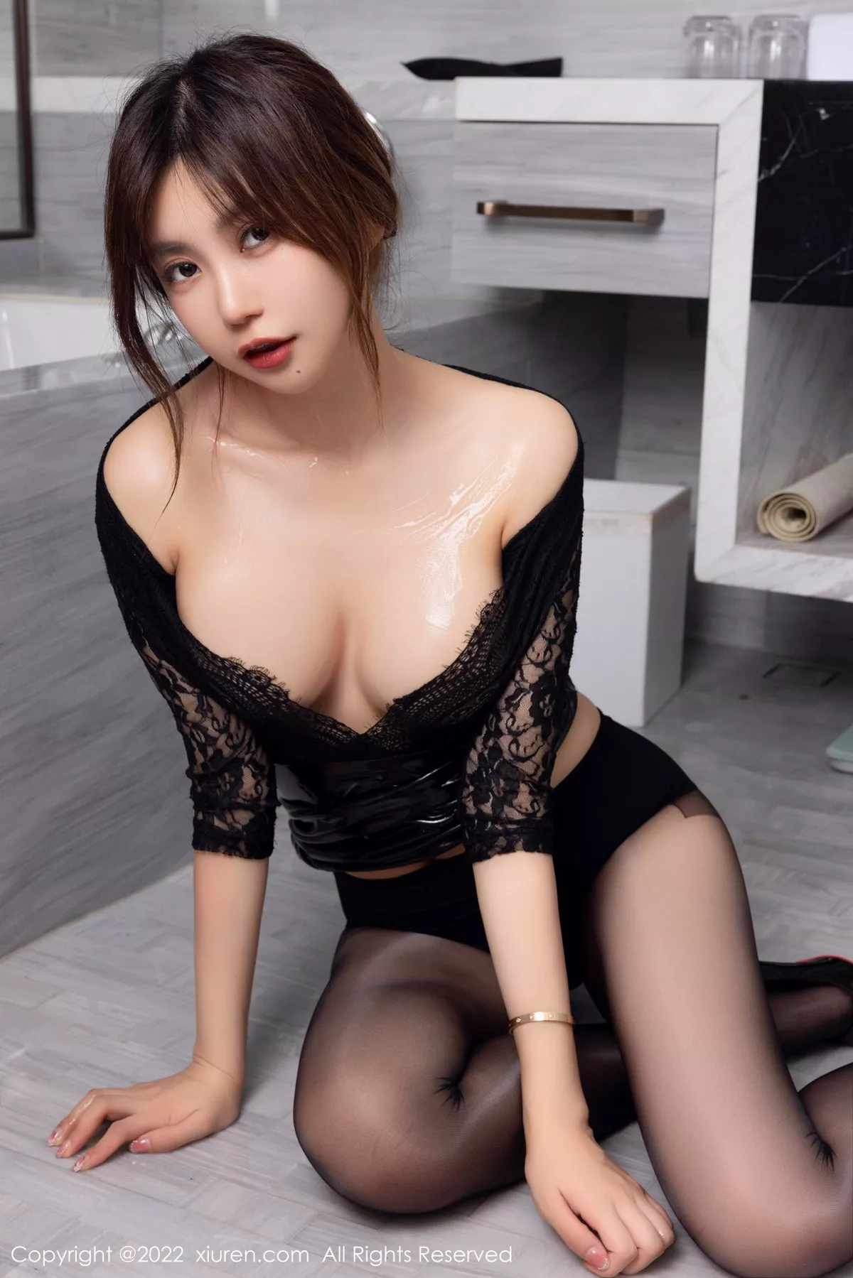 [XiuRen秀人网]第5976期绮里嘉写真  第10张-《94零社区》