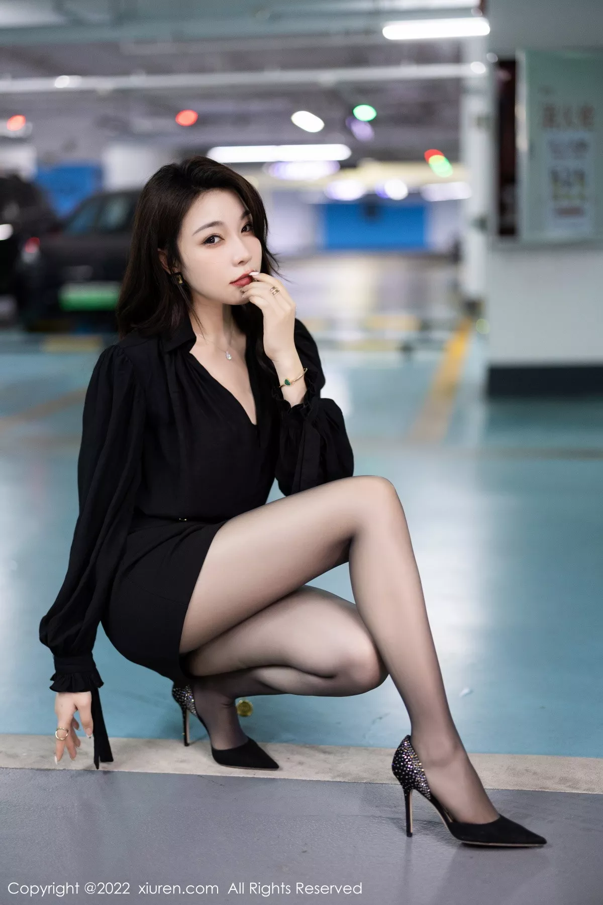 [XiuRen秀人网]第6033期徐莉芝写真  第6张-《94零社区》