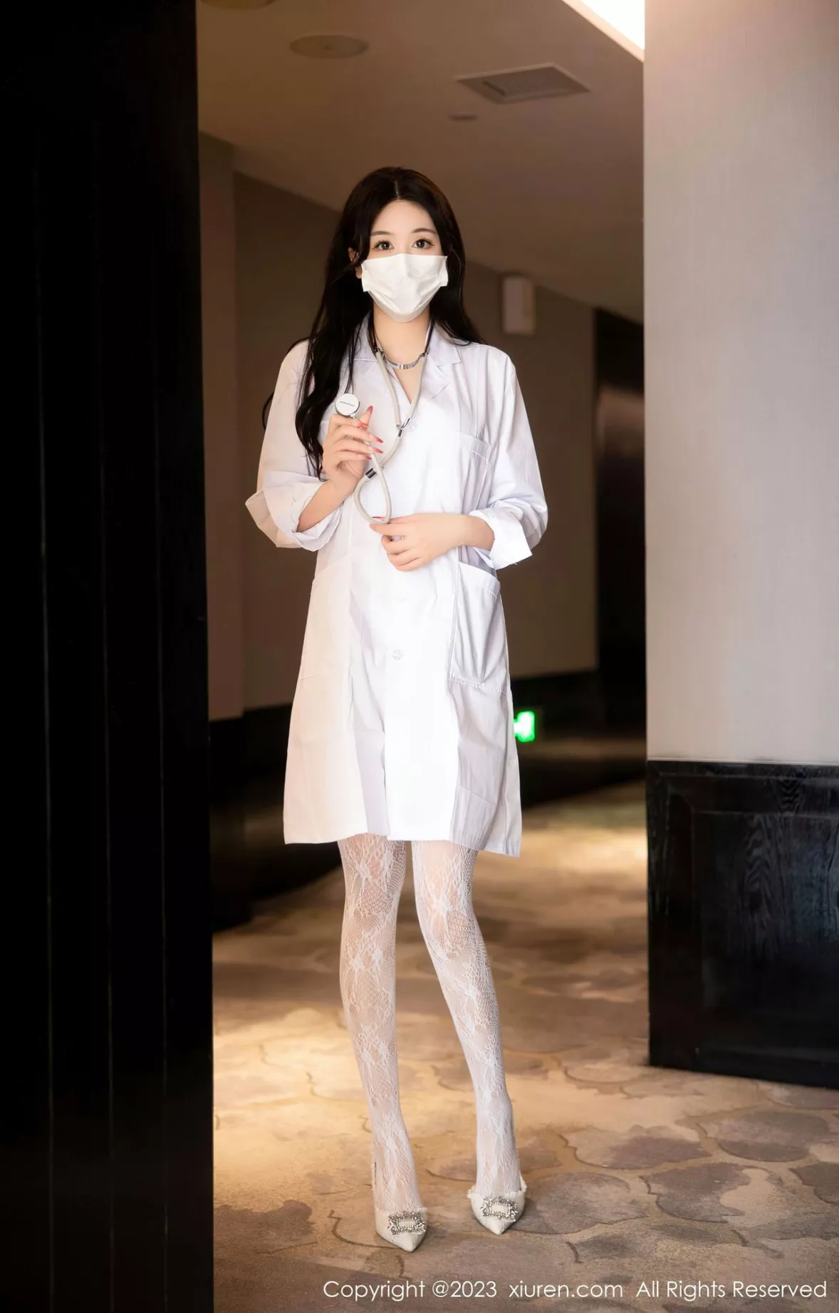 [XiuRen秀人网]第6130期江真真写真  第2张-《94零社区》
