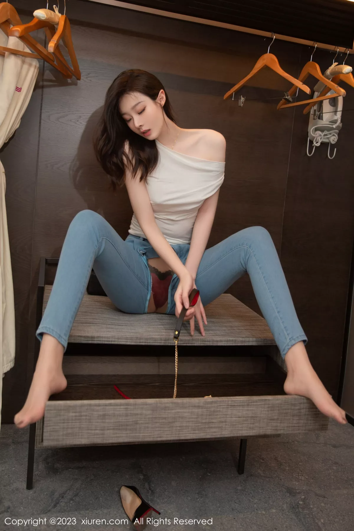 [XiuRen秀人网]第6250期是小逗逗写真  第17张-《94零社区》