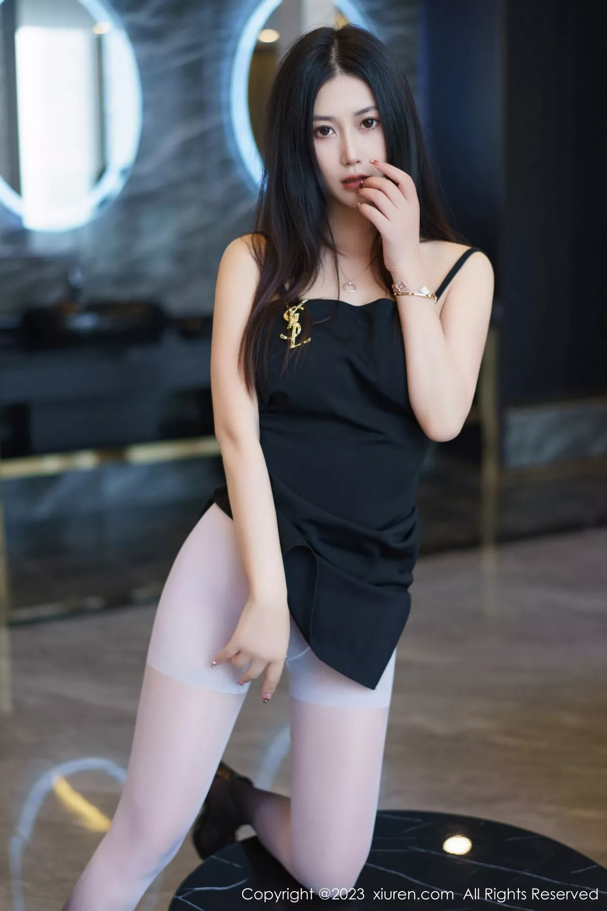 [XiuRen秀人网]第6319期阿姣写真  第5张-《94零社区》