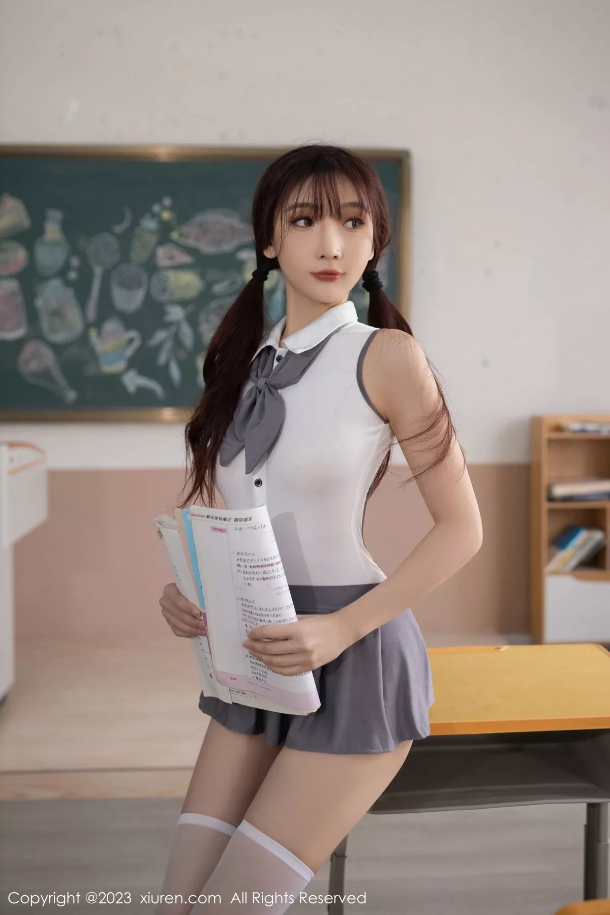 [XiuRen秀人网]第6353期陆萱萱写真  第8张-《94零社区》