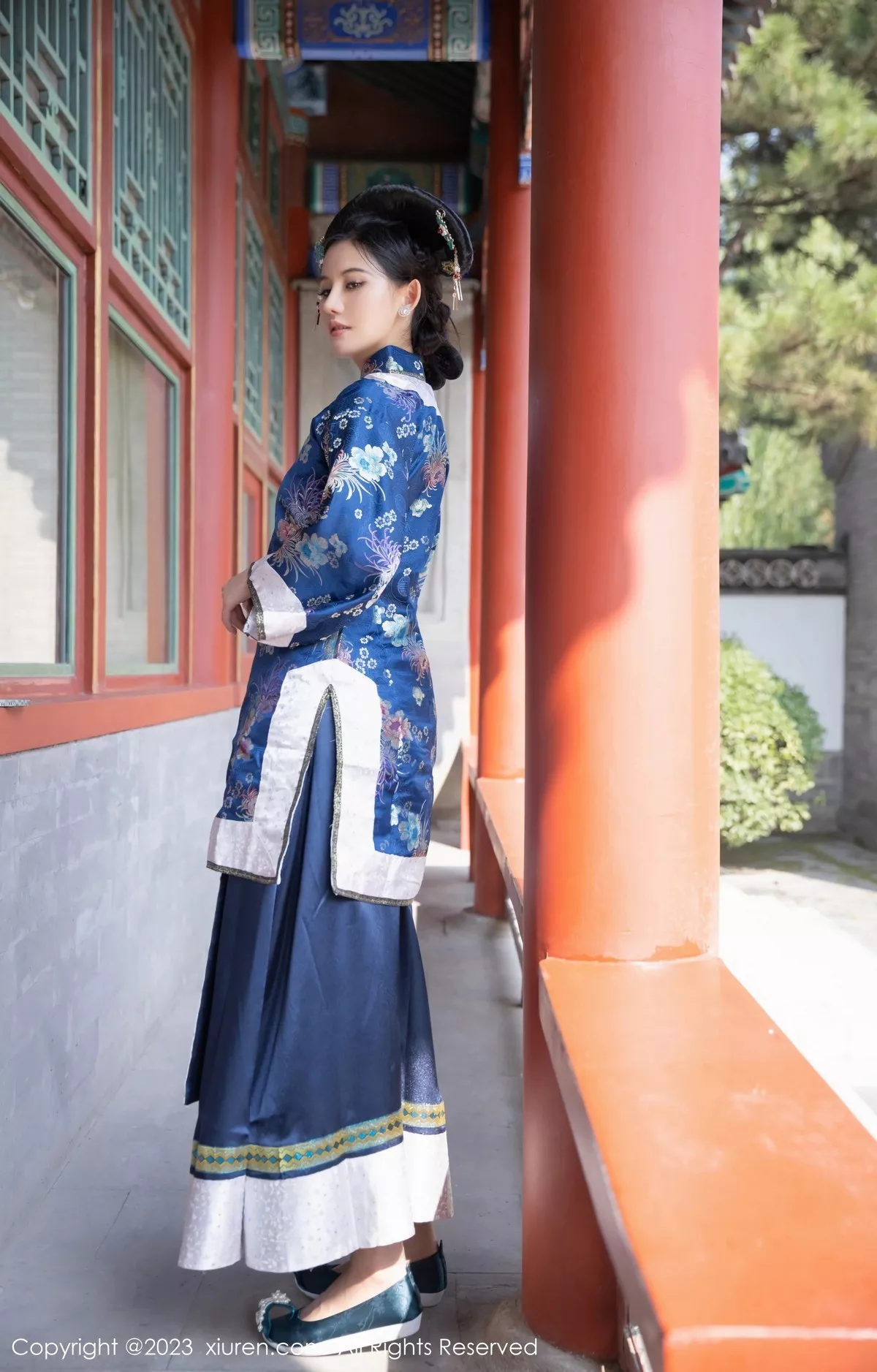 [XiuRen秀人网]第6398期就是阿朱啊写真  第5张-《94零社区》