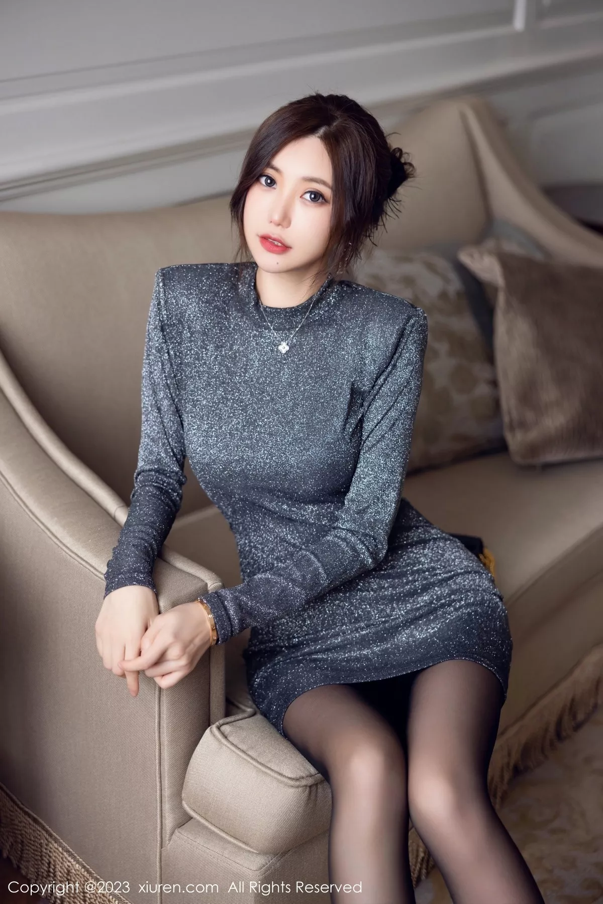 [XiuRen秀人网]第6431期绮里嘉写真  第5张-《94零社区》
