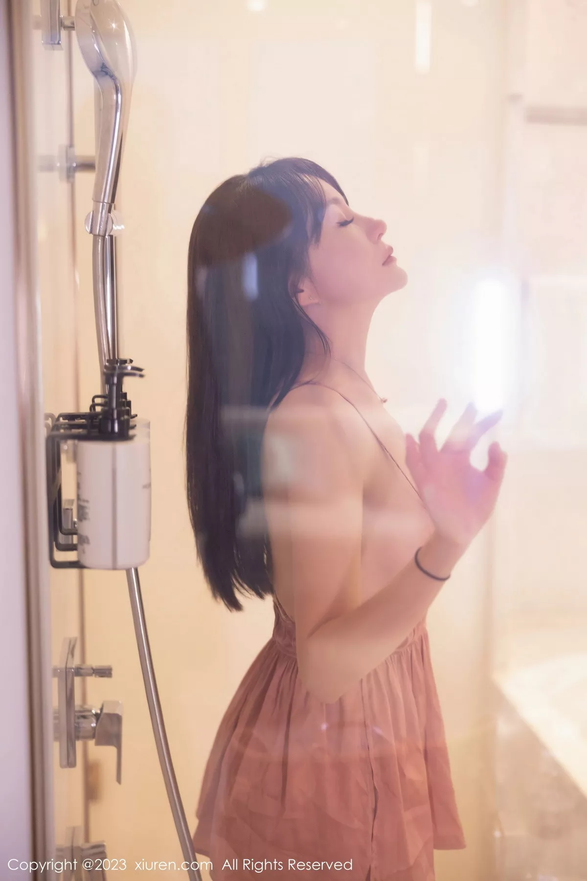 [XiuRen秀人网]第7341期唐宁宁写真  第14张-《94零社区》