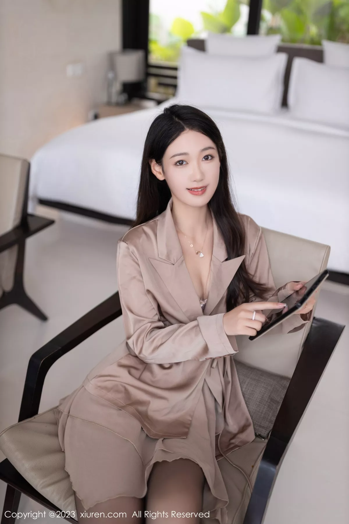 [XiuRen秀人网]第7333期唐安琪写真  第1张-《94零社区》
