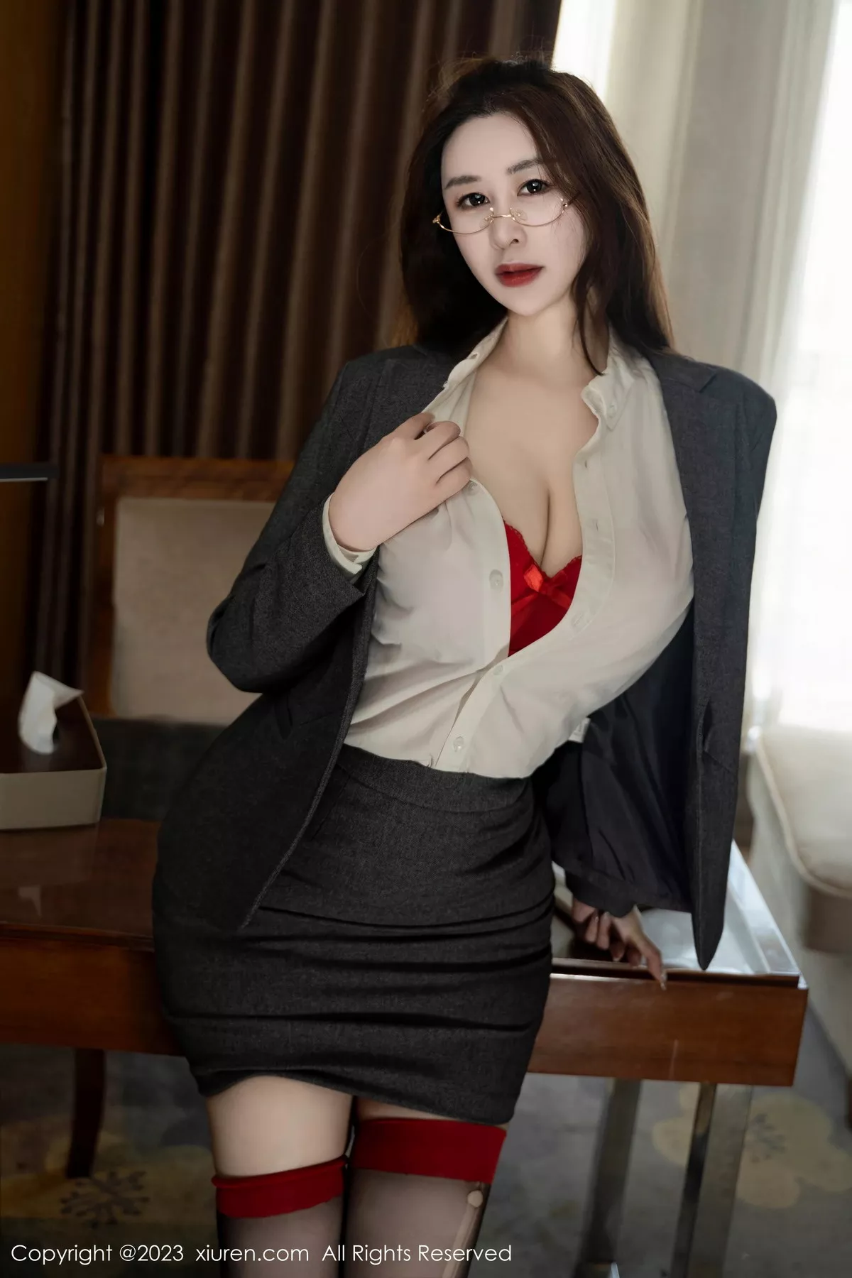 [XiuRen秀人网]第7524期王俪丁写真  第1张-《94零社区》