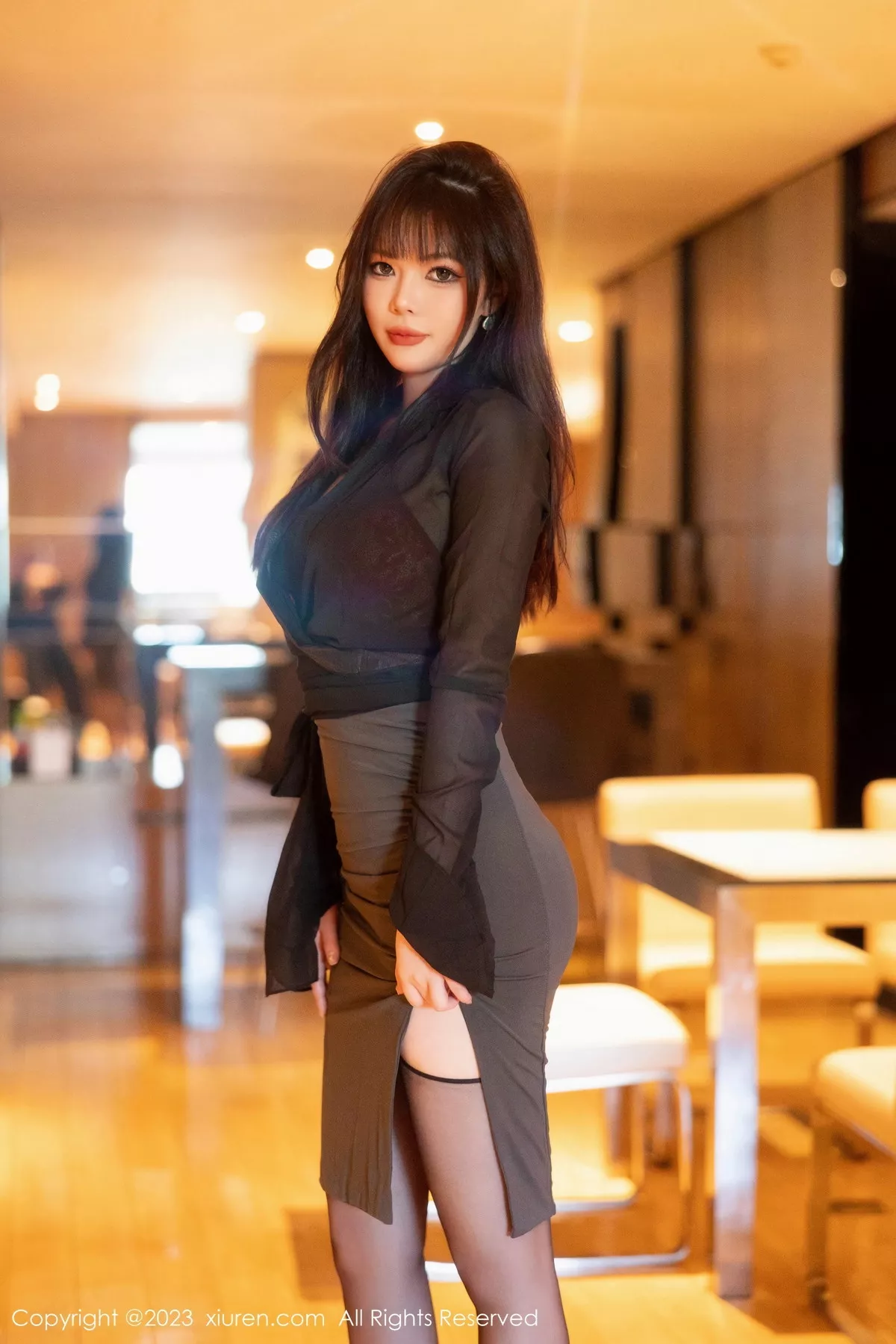 [XiuRen秀人网]第7523期薇薇写真  第5张-《94零社区》
