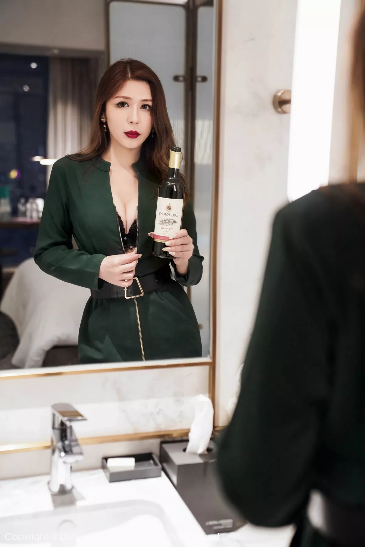 [XiuRen秀人网]第7553期月野兔美妞写真  第3张-《94零社区》