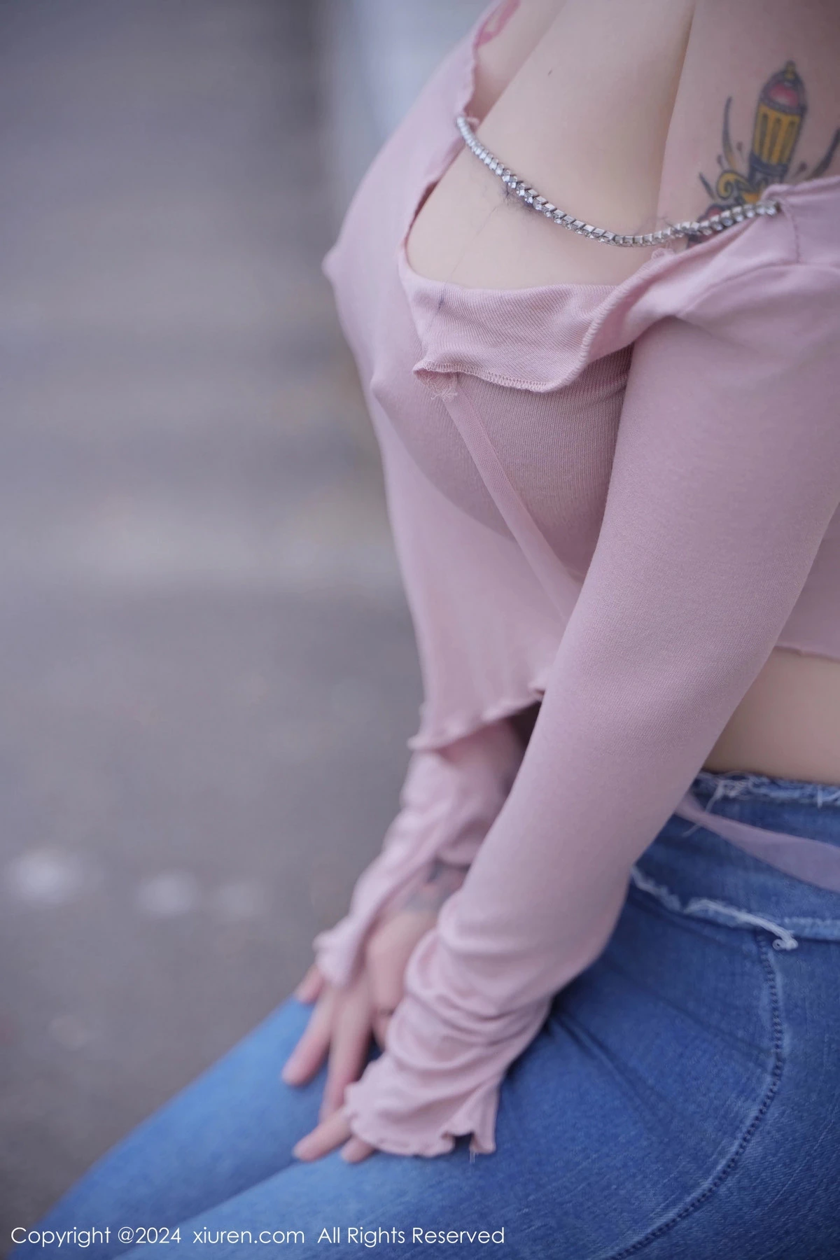 [XiuRen秀人网]第8076期美七写真  第3张-《94零社区》