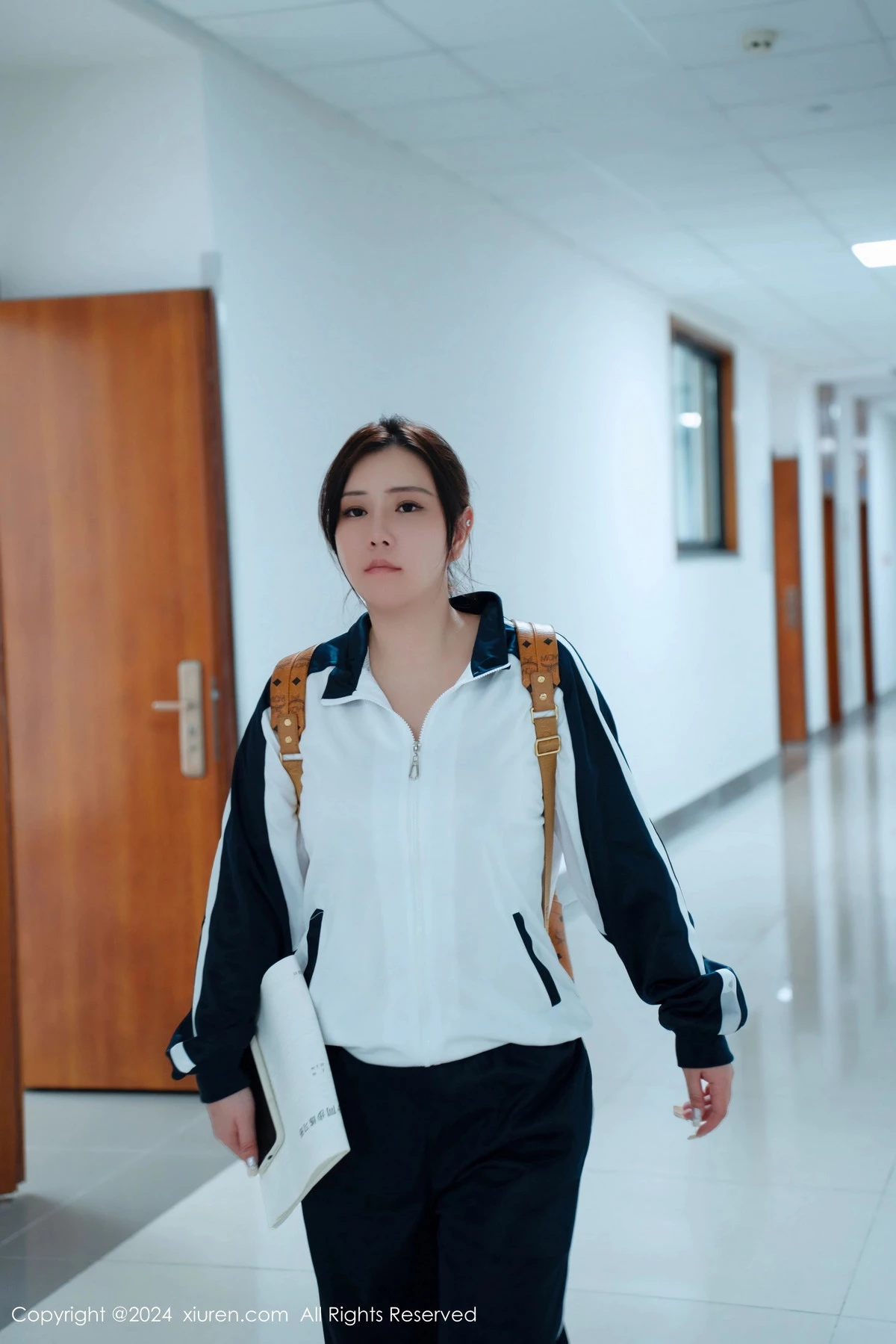 [XiuRen秀人网]第8122期王婉悠写真  第2张-《94零社区》