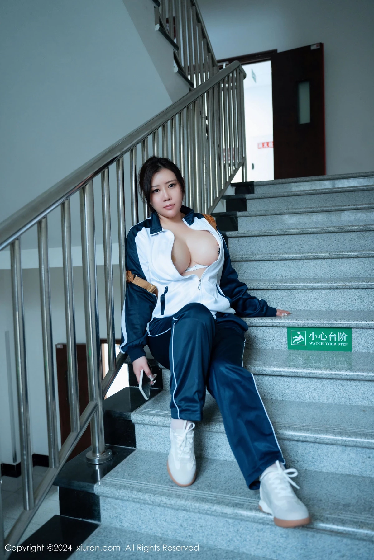 [XiuRen秀人网]第8122期王婉悠写真  第7张-《94零社区》