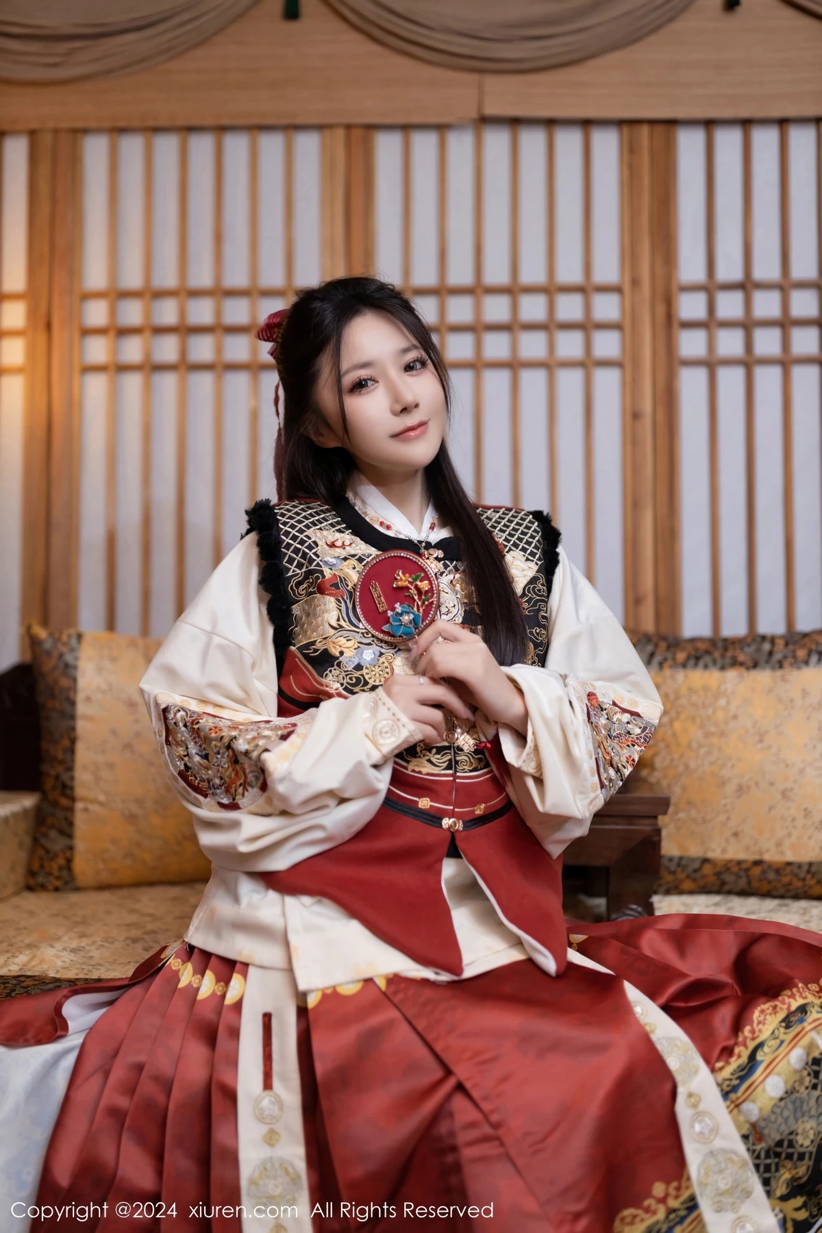 [XiuRen秀人网]第8095期鱼子酱写真  第1张-《94零社区》