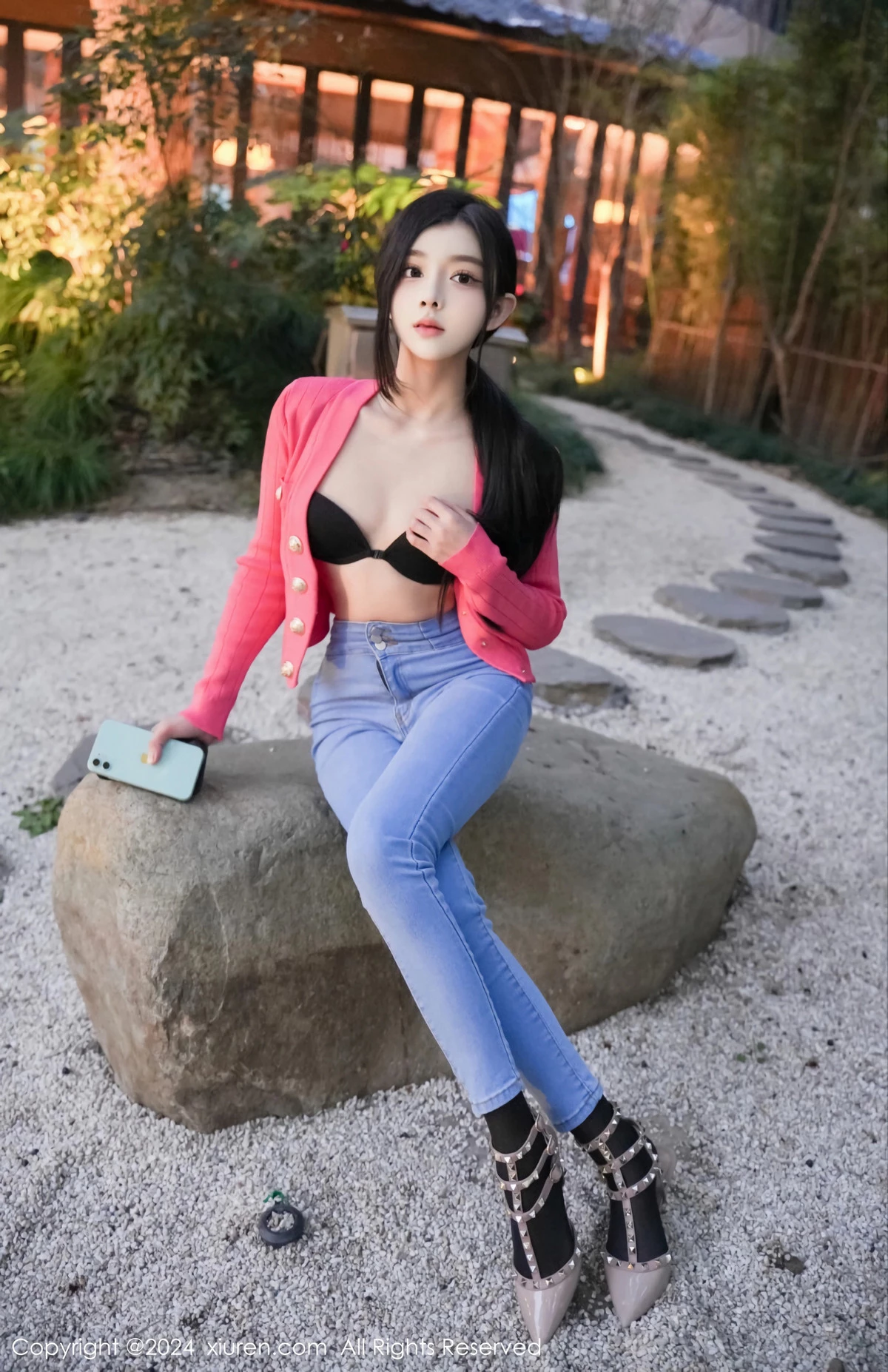 [XiuRen秀人网]第8091期龙雪儿写真  第23张-《94零社区》