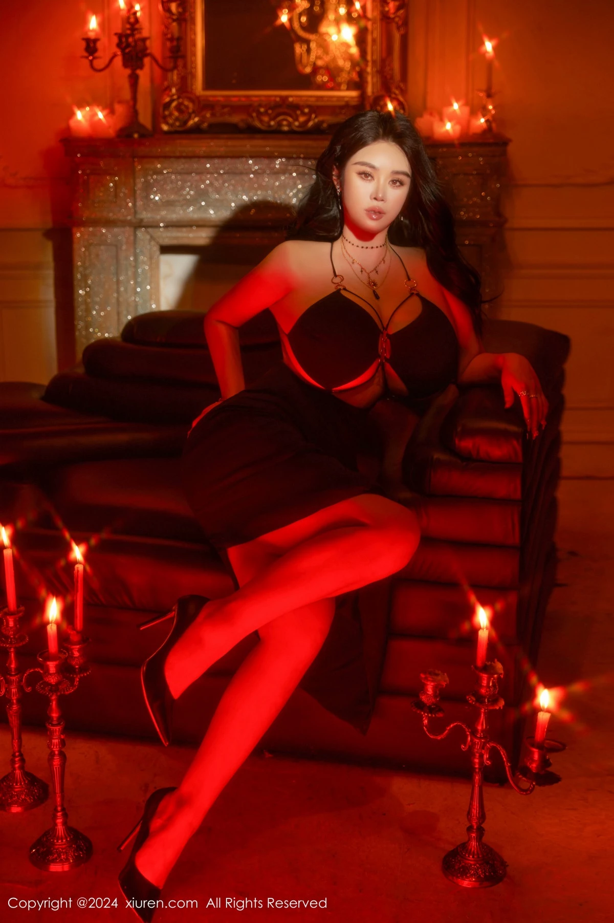 [XiuRen秀人网]第8878期戴渃欣写真  第1张-《94零社区》