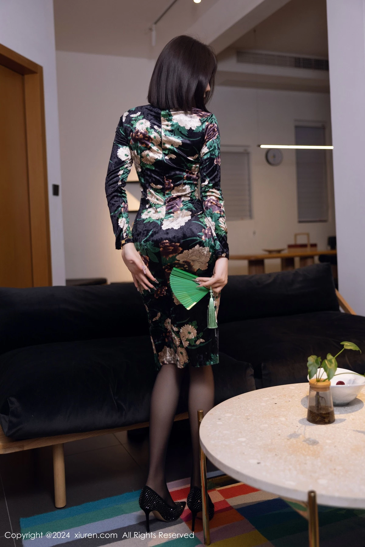 [XiuRen秀人网]第8876期徐莉芝写真  第2张-《94零社区》