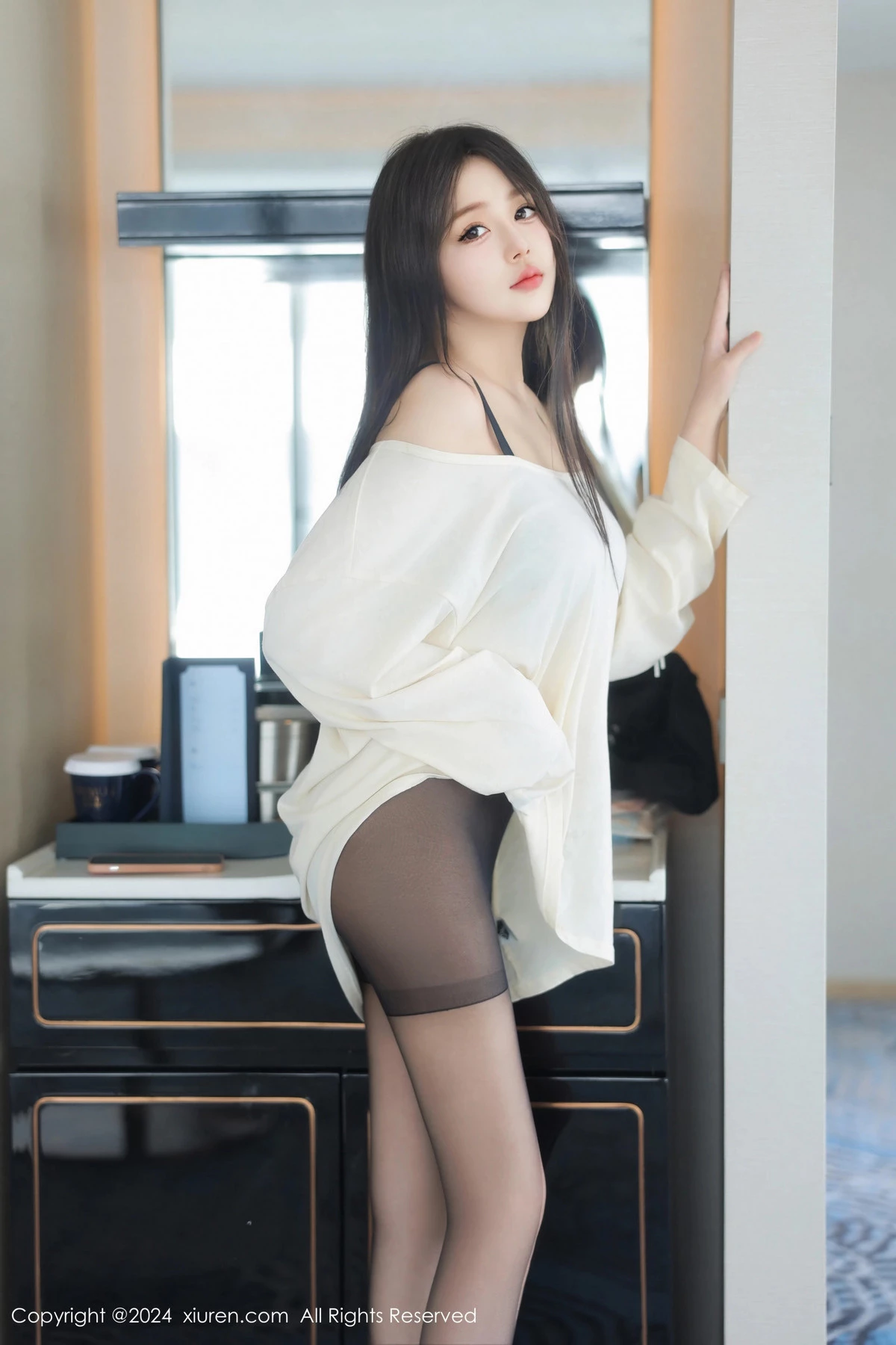 [XiuRen秀人网]第9089期柚柚小奶瓶写真  第3张-《94零社区》