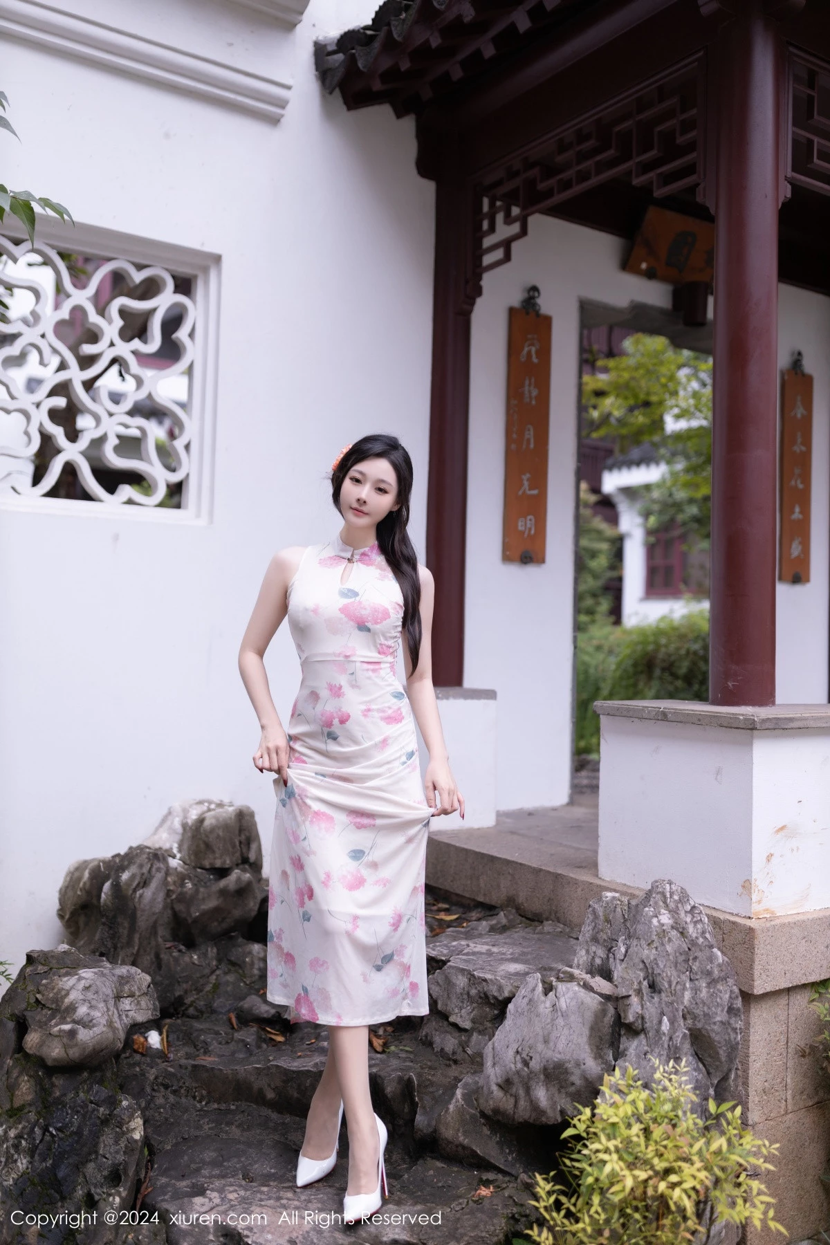 [XiuRen秀人网]第9087期小逗逗写真  第7张-《94零社区》